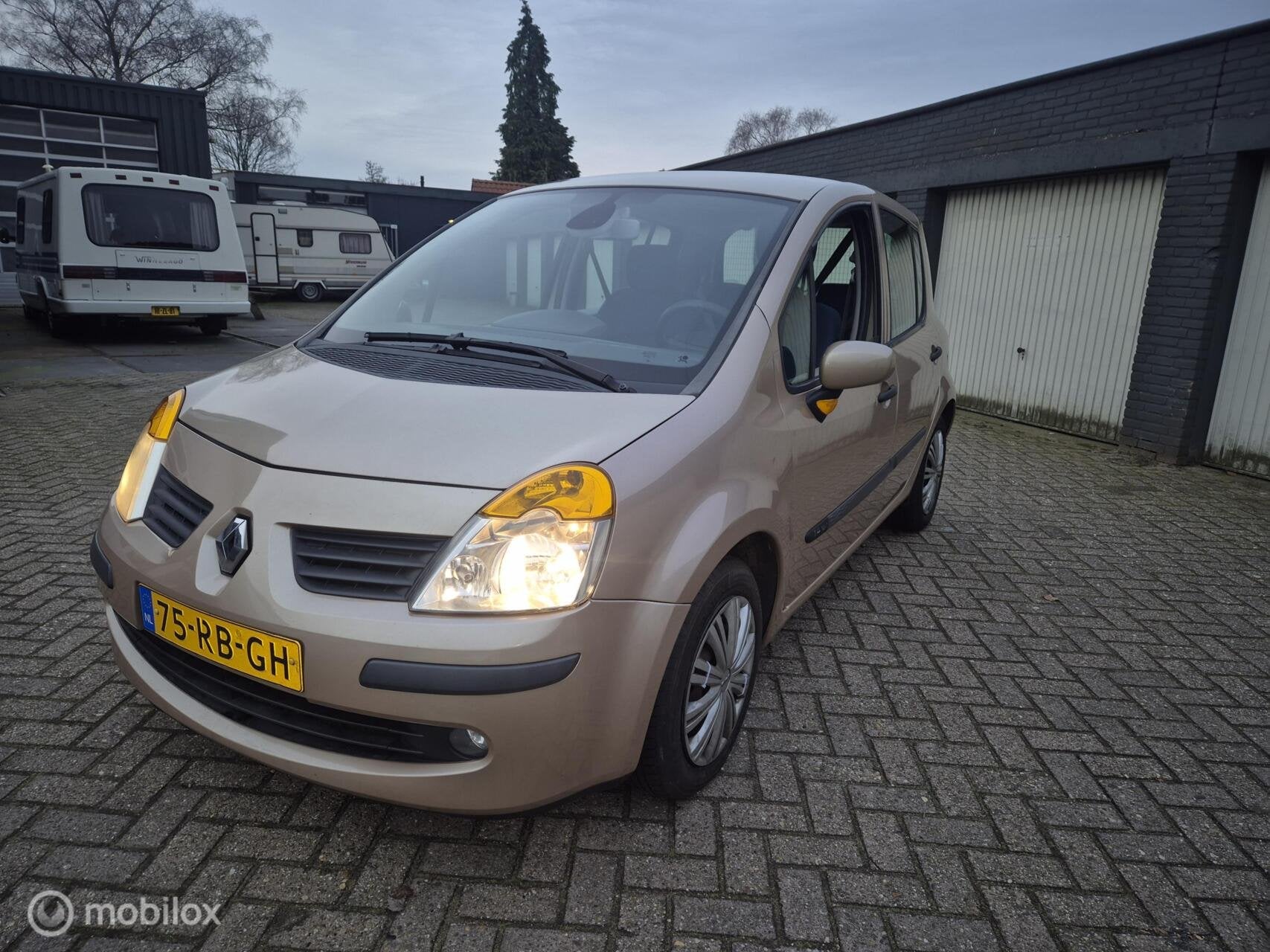 Renault Modus 1.4-16V Privilège Luxe met airco, Auto's, Voorwielaandrijving, 15 km/l, 4 cilinders, Bedrijf