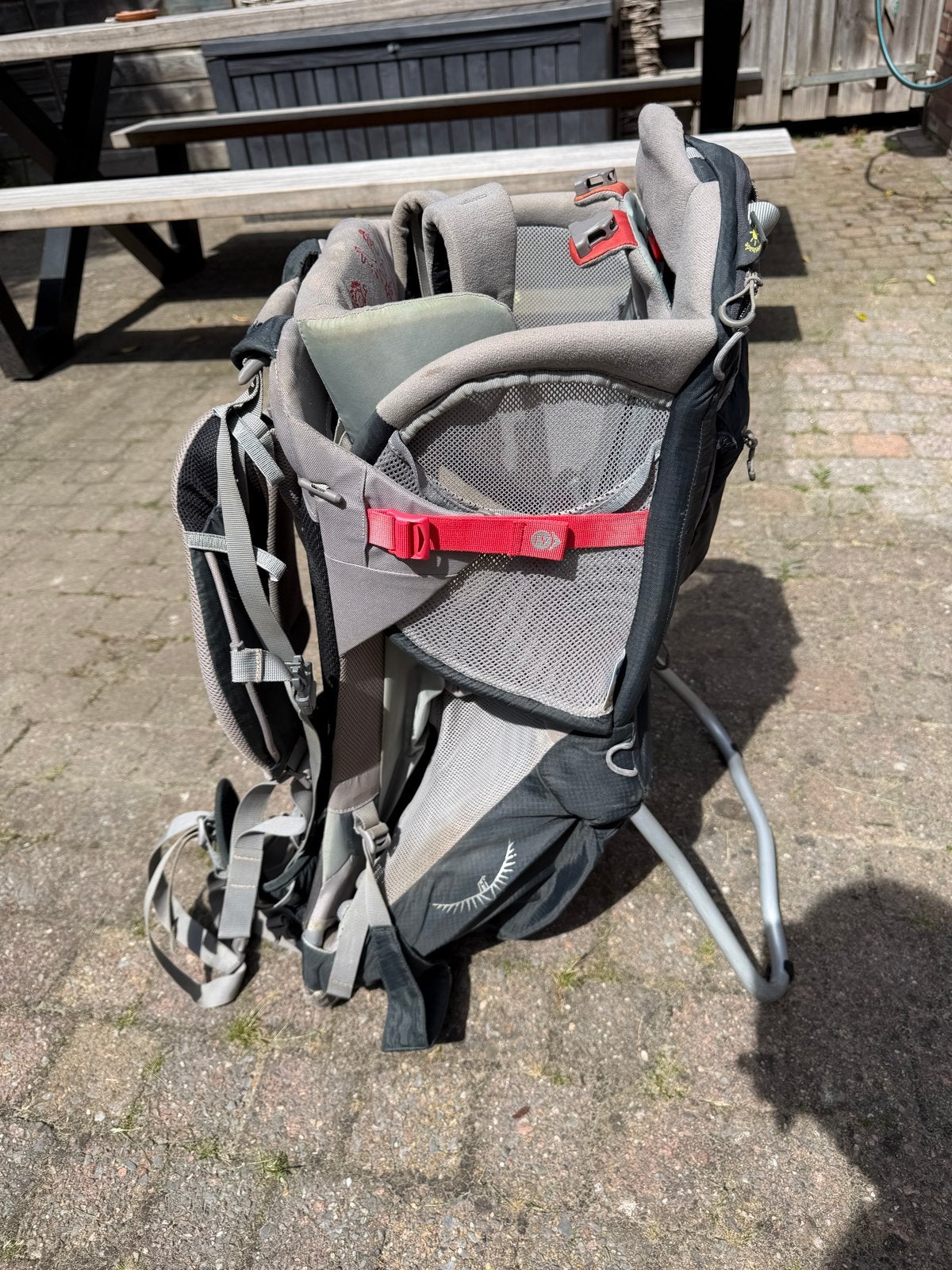 Osprey Draagzak: Verstelbaar met Zonnekap & Regenhoes, Kinderen en Baby's, Babydragers en Draagdoeken, Gebruikt, Rug, Draagzak
