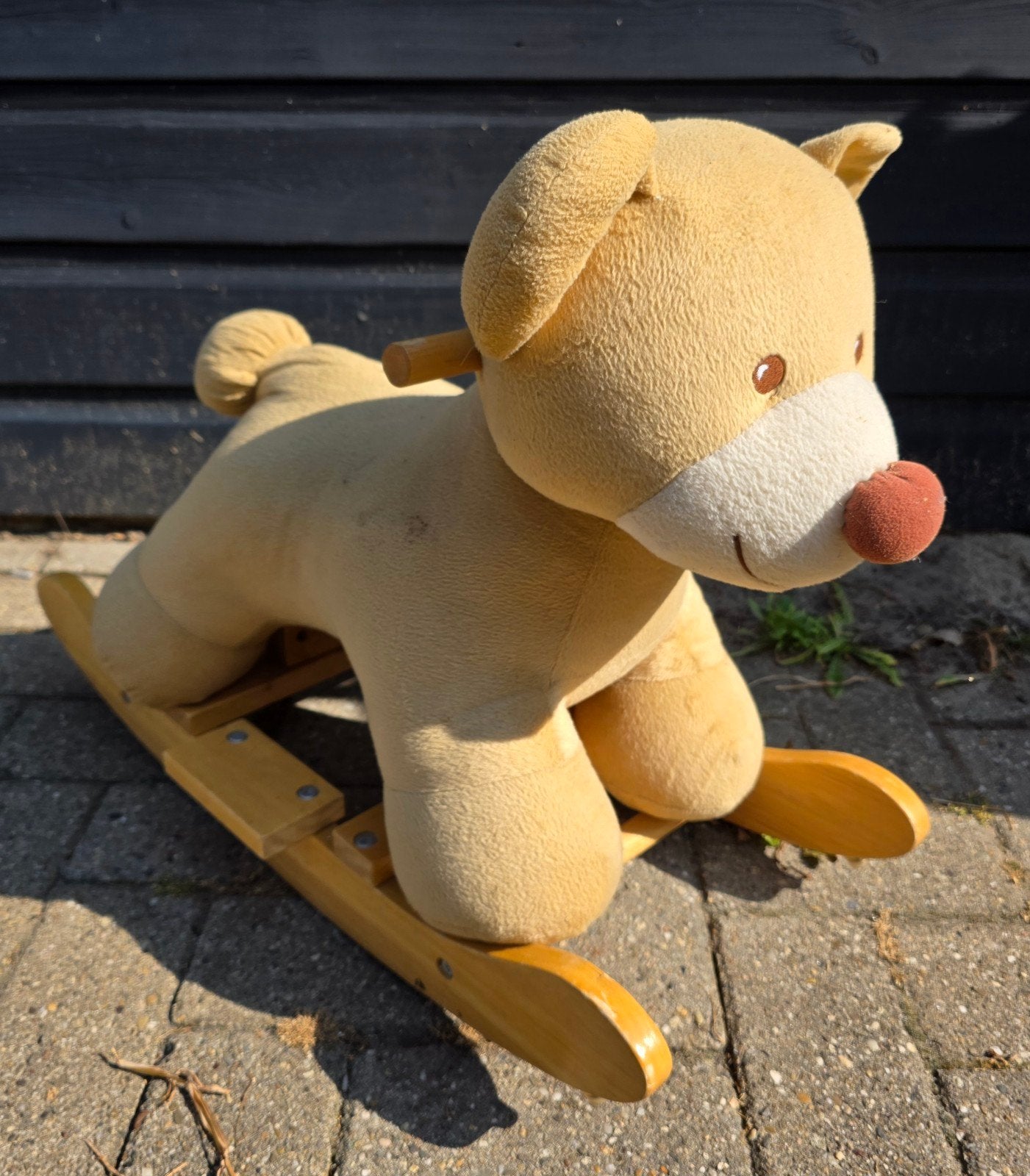 gratis!! Schattige houten hobbelbeer voor uren speelplezier, Ophalen, Gebruikt, Jongen of Meisje