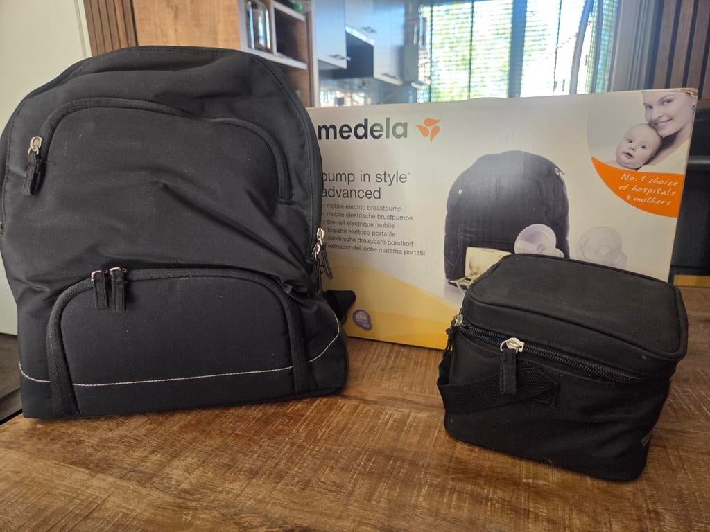 Medela dubbele borstpomp, Ophalen of Verzenden, Zo goed als nieuw, Borstkolf