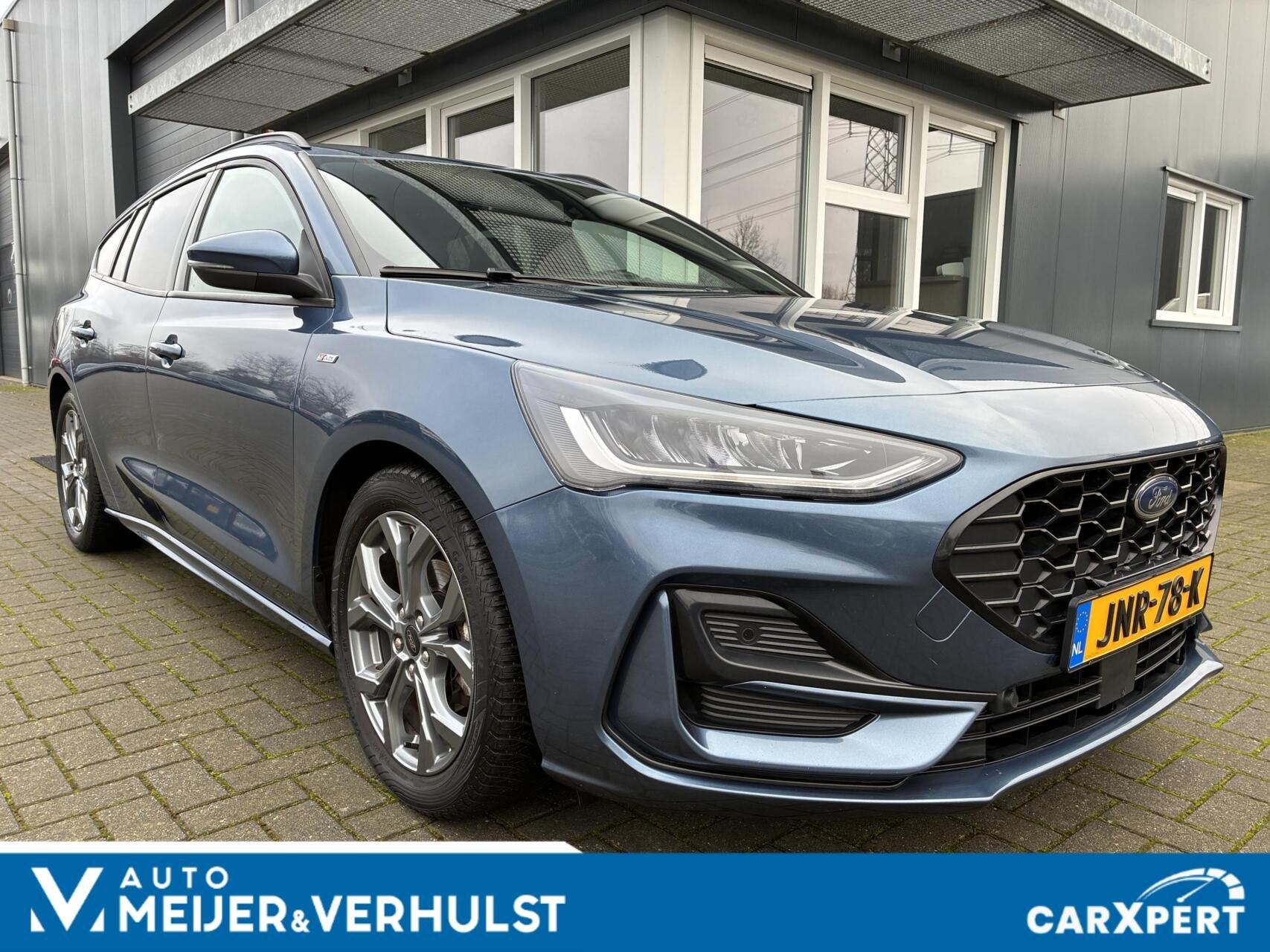 Ford Focus Wagon 1.0 EcoBoost Hybrid 125 PK ST-Line | NAVI |, Auto's, 1349 kg, Gebruikt, Zwart, Blauw