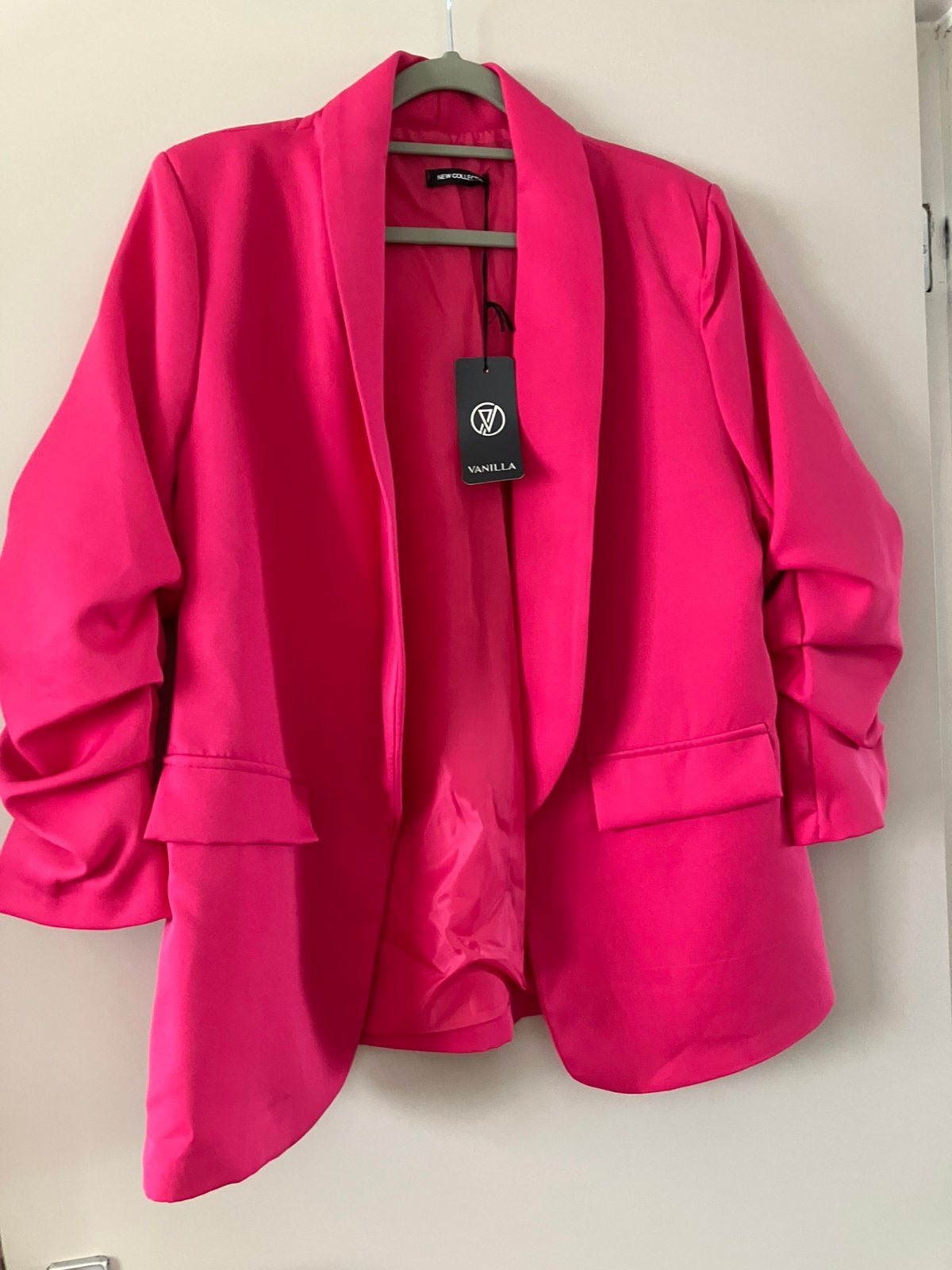 Nieuw/knalroze colbert gerimpelde mouwen/L, Kleding | Dames, Maat 42/44 (L), Nieuw, Ophalen of Verzenden, Jasje