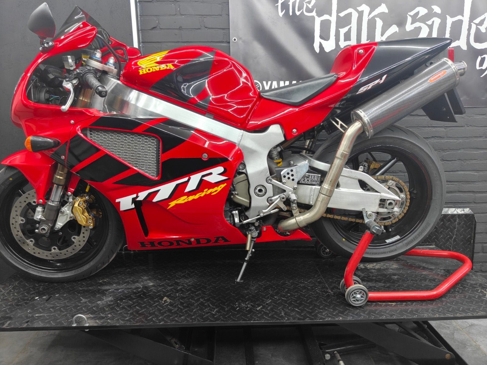 Te koop of te ruilen Superpole uitlaat uitlaten VTR 1000 SP1, Ophalen