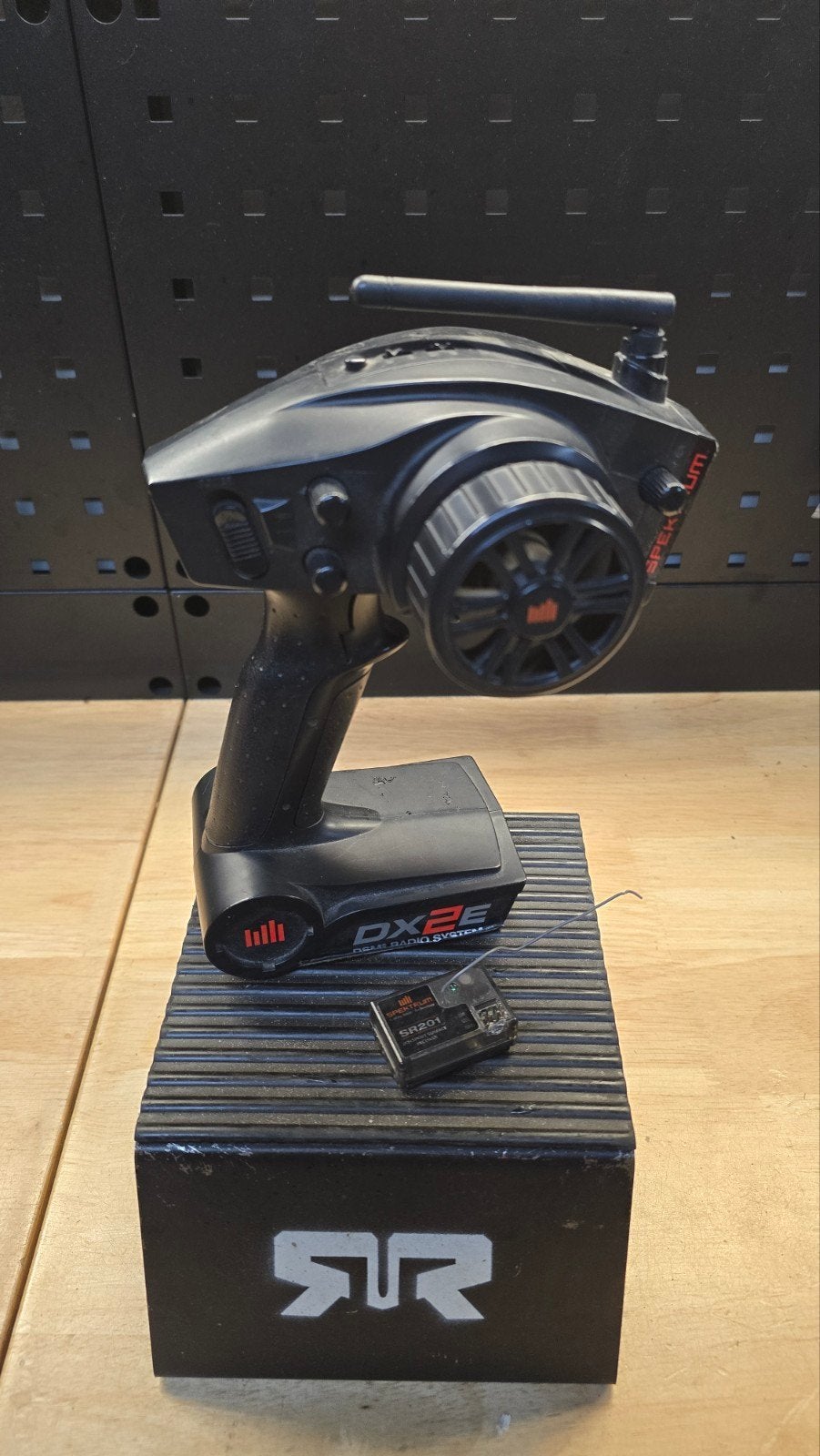 Spektrum dx2e 2.4 ghz zender set, Ophalen of Verzenden, Zo goed als nieuw, Overige schalen, Onderdeel