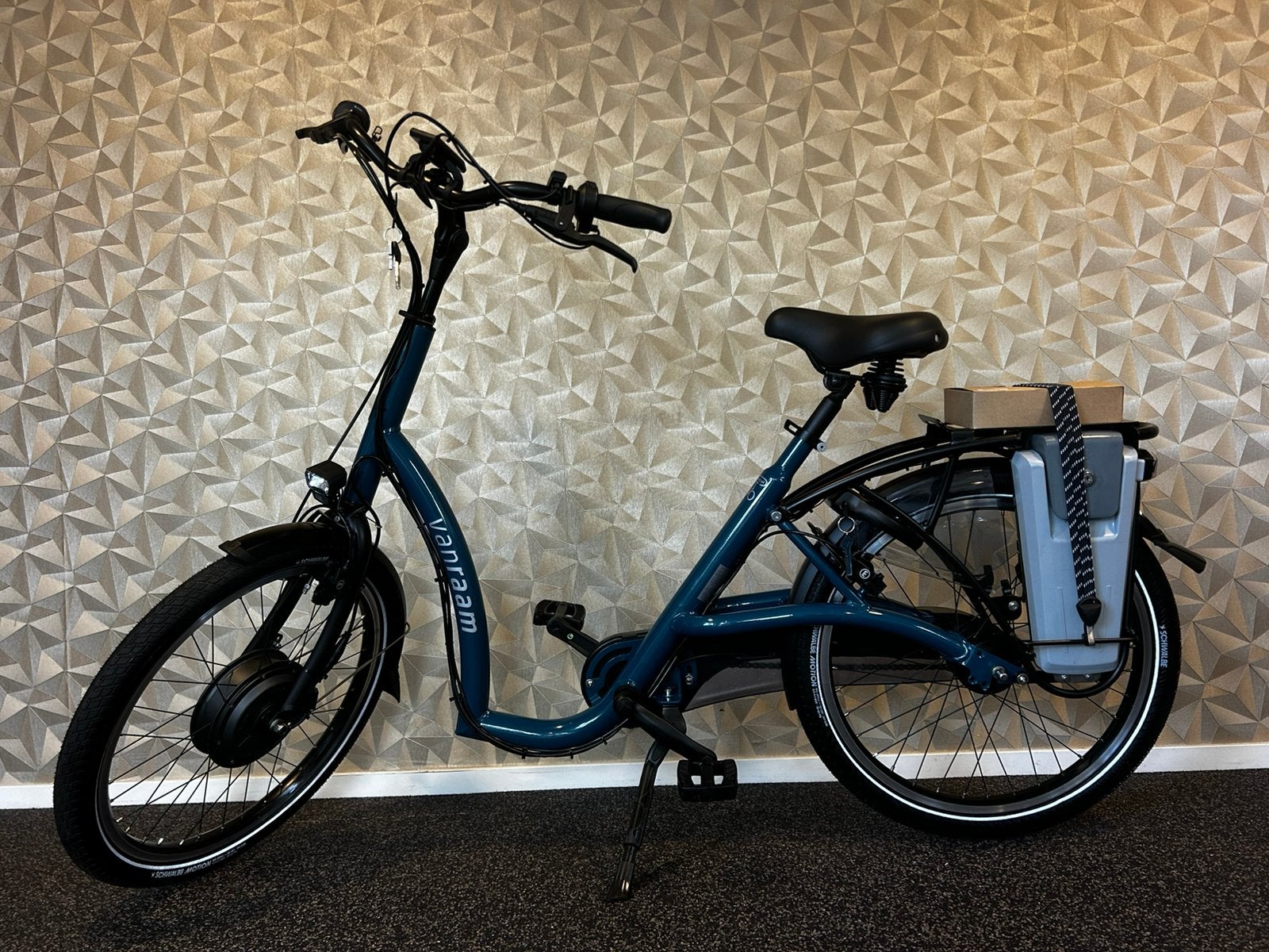 Van Raam Balance | 2026 | Lage instapfiets | AANBIEDING, Fietsen en Brommers, Elektrische fietsen, Overige merken, Zorgbroeder