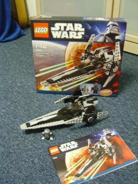 Lego Star Wars 7915 Imperial V-wing starfighter uit 2011, Verzamelen, Star Wars, Zo goed als nieuw, Actiefiguurtje, Ophalen of Verzenden