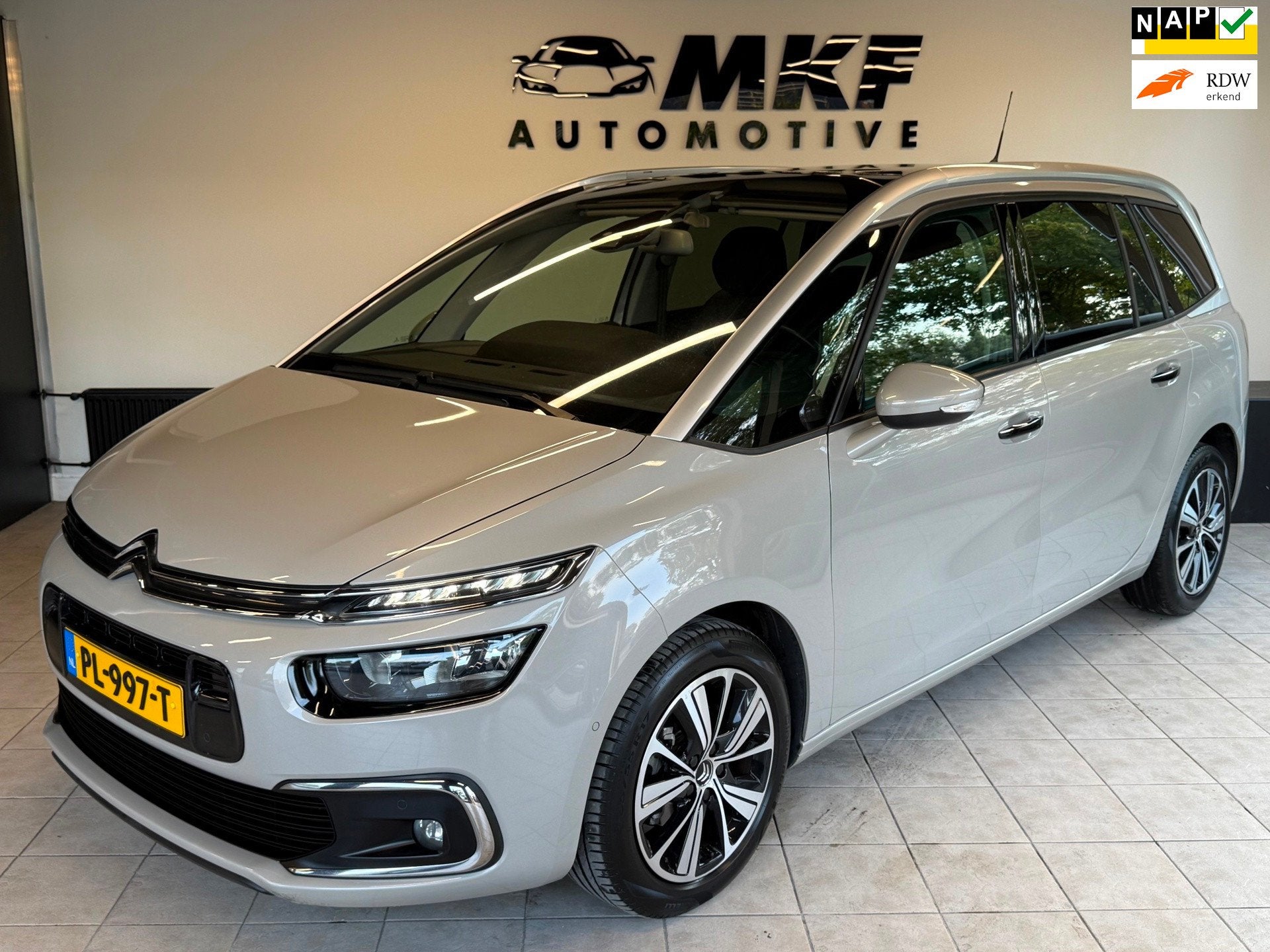 Citroen Grand C4 Picasso 1.6 BlueHDi Business ECC|PANO|7-ZIT, Auto's, 1334 kg, Gebruikt, Euro 6, 4 cilinders