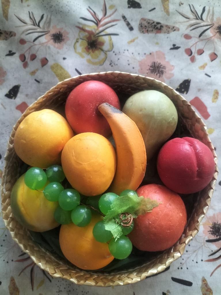 Handgemaakte zeep fruitmand – decoratief & uniek cadeau, Ophalen of Verzenden, Nieuw