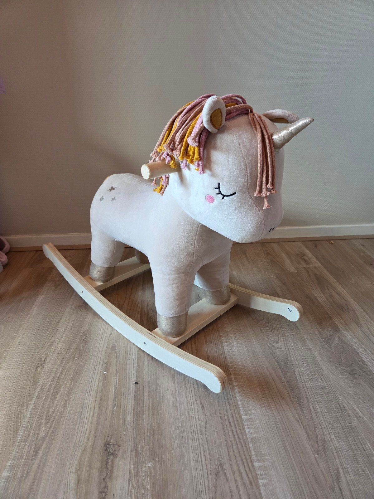 Hobbeldier Unicorn Lara – Petite Amélie, Ophalen, Zo goed als nieuw