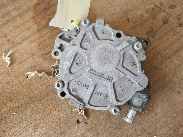 Vacuumpomp Rembekrachtiging van een Volkswagen Passat, Gebruikt, -, Volkswagen, -