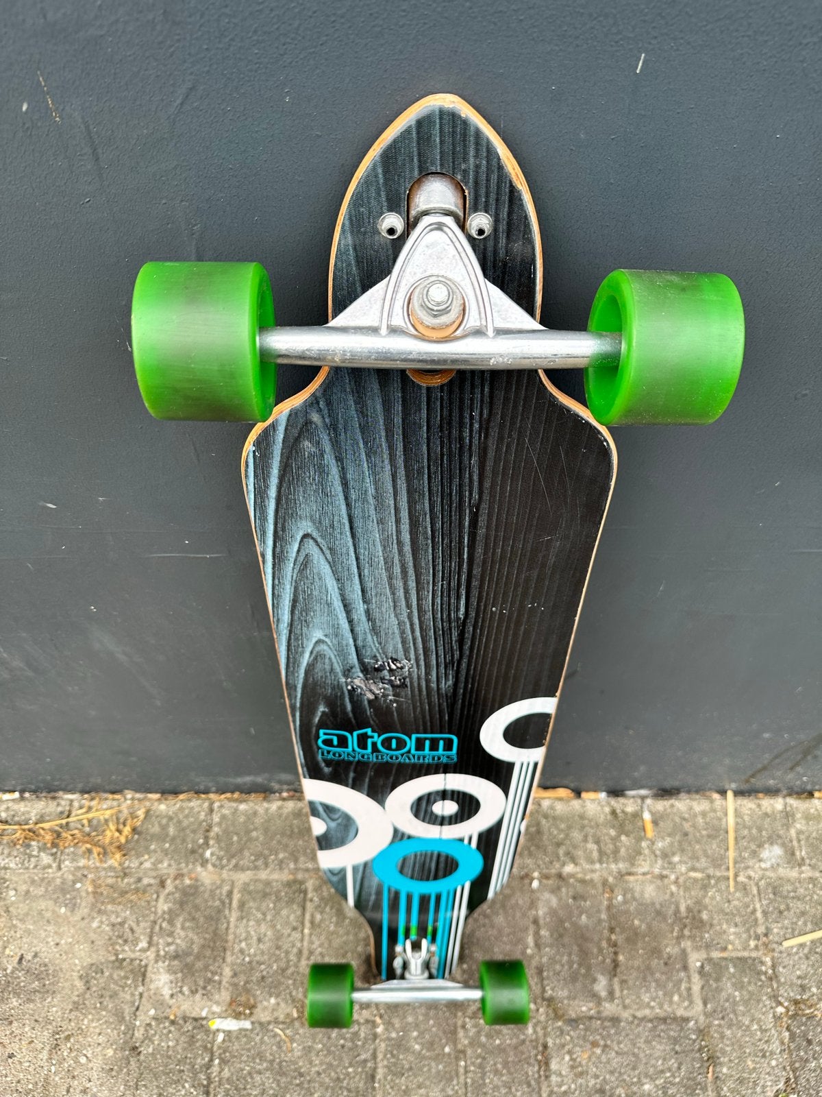 Atom Longboards Drop Through Longboard - Zwart/Groen, Ophalen, Gebruikt, Skateboard, Longboard