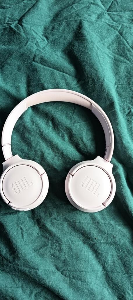 JBL Tune 510BT Draadloze On-Ear Koptelefoon Roze, Audio, Tv en Foto, Koptelefoons, Ophalen, Zo goed als nieuw, Op oor (supra aural)