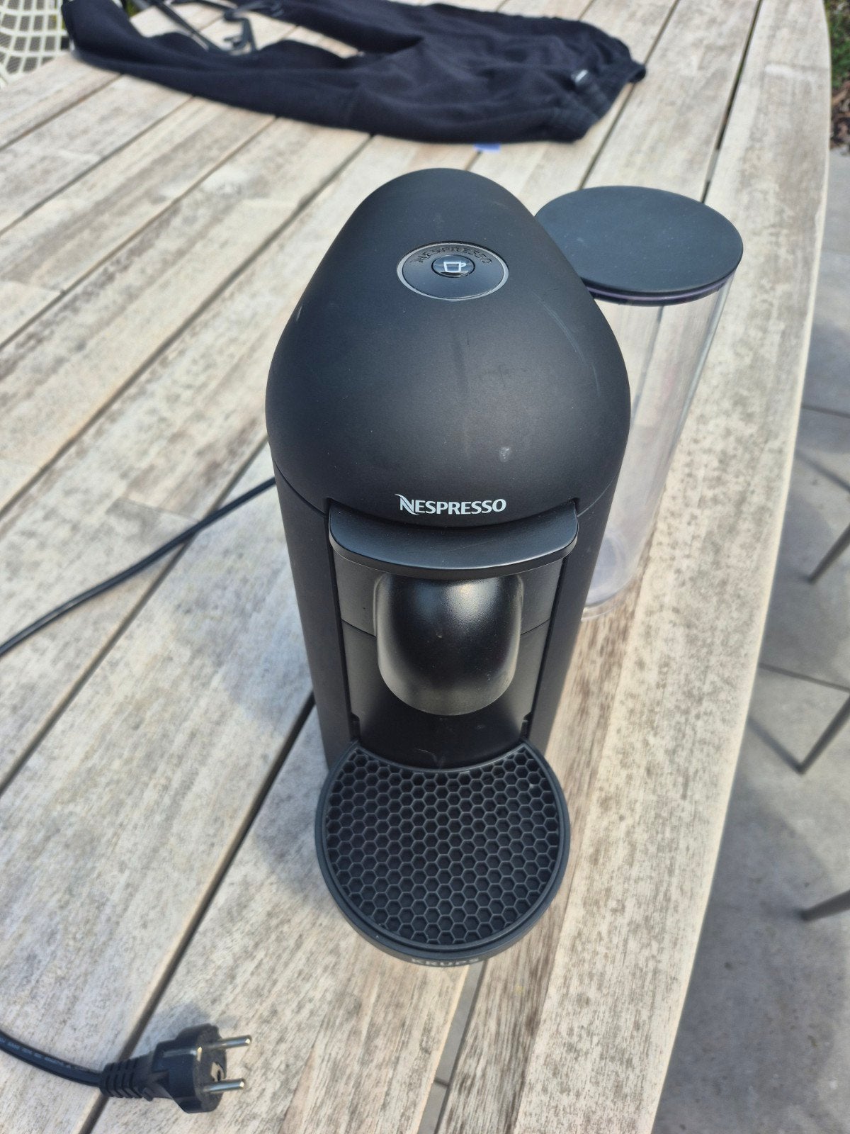 Nespresso Vertuo plus, Ophalen, Zo goed als nieuw, Koffiemachine