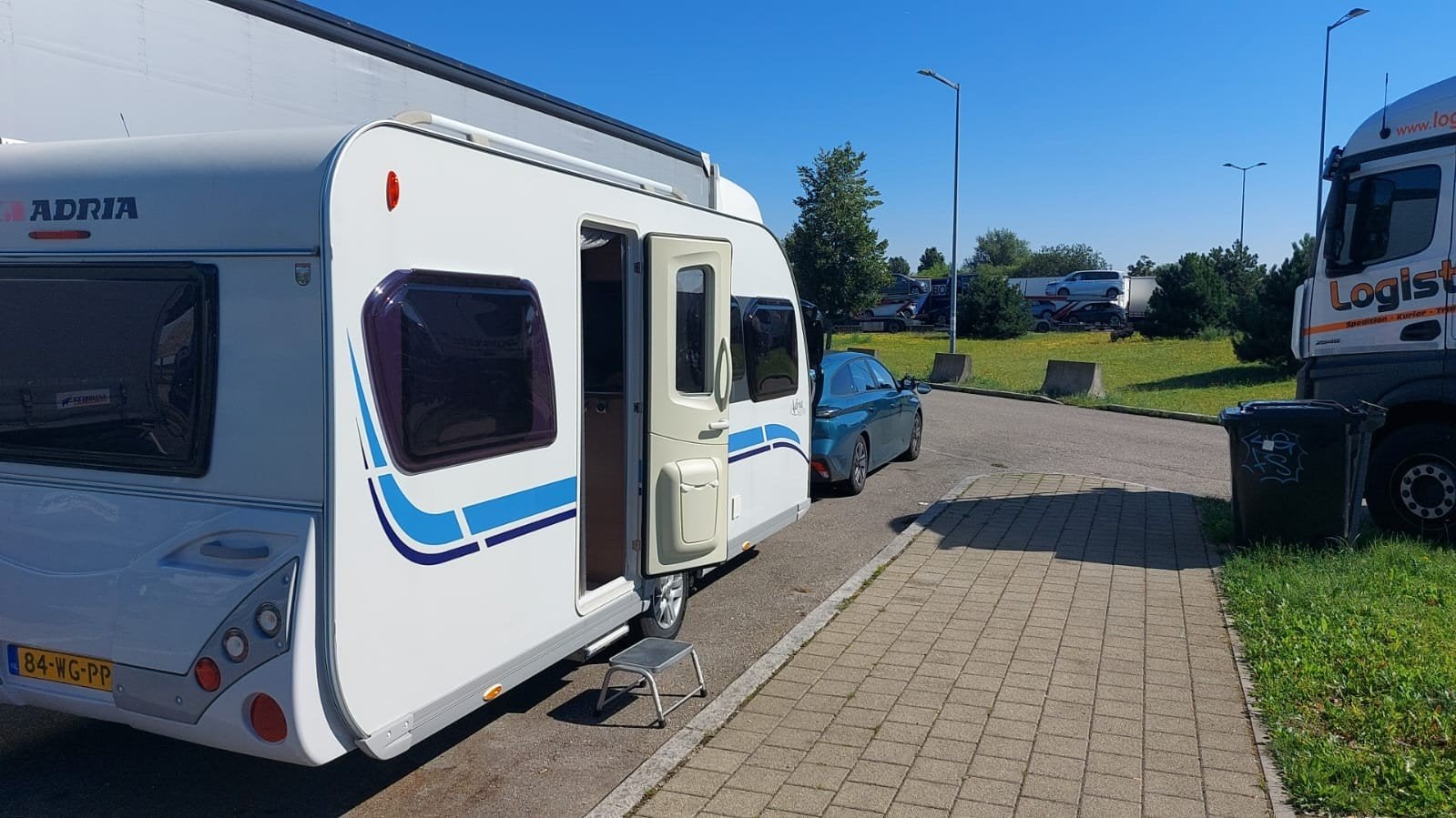 adria adiva 462 pd  incl mover, unico Milaan 280 tent en lui, Dwarsbed, Particulier, Adria, 6 tot 7 meter
