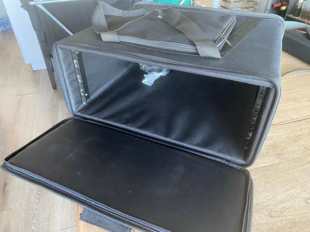 DAP Rack Bag 19 inch, 4HE - Zo goed als nieuw, Muziek en Instrumenten, Behuizingen en Koffers, Zo goed als nieuw, Nvt, Nvt, Nvt