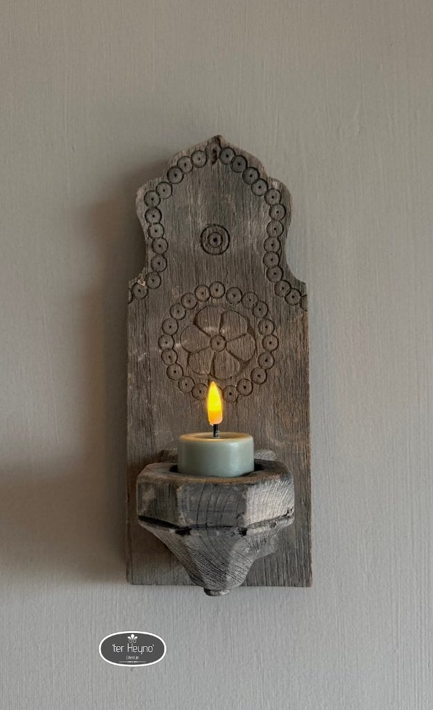 Oud houten wand kandelaar hang waxine stoer sober landelijk