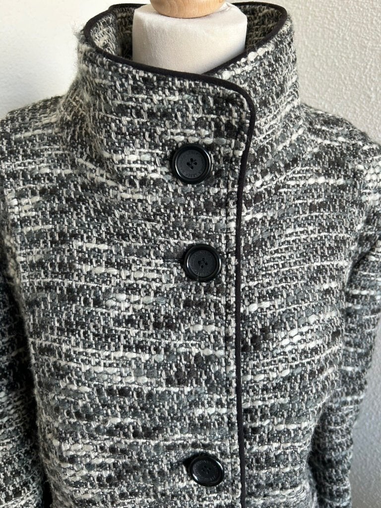 Barbara Lebek maat 48 grijze gehaakte wollen jas 2607, Barbara Lebek, Maat 46/48 (XL) of groter, Ophalen of Verzenden, Zo goed als nieuw