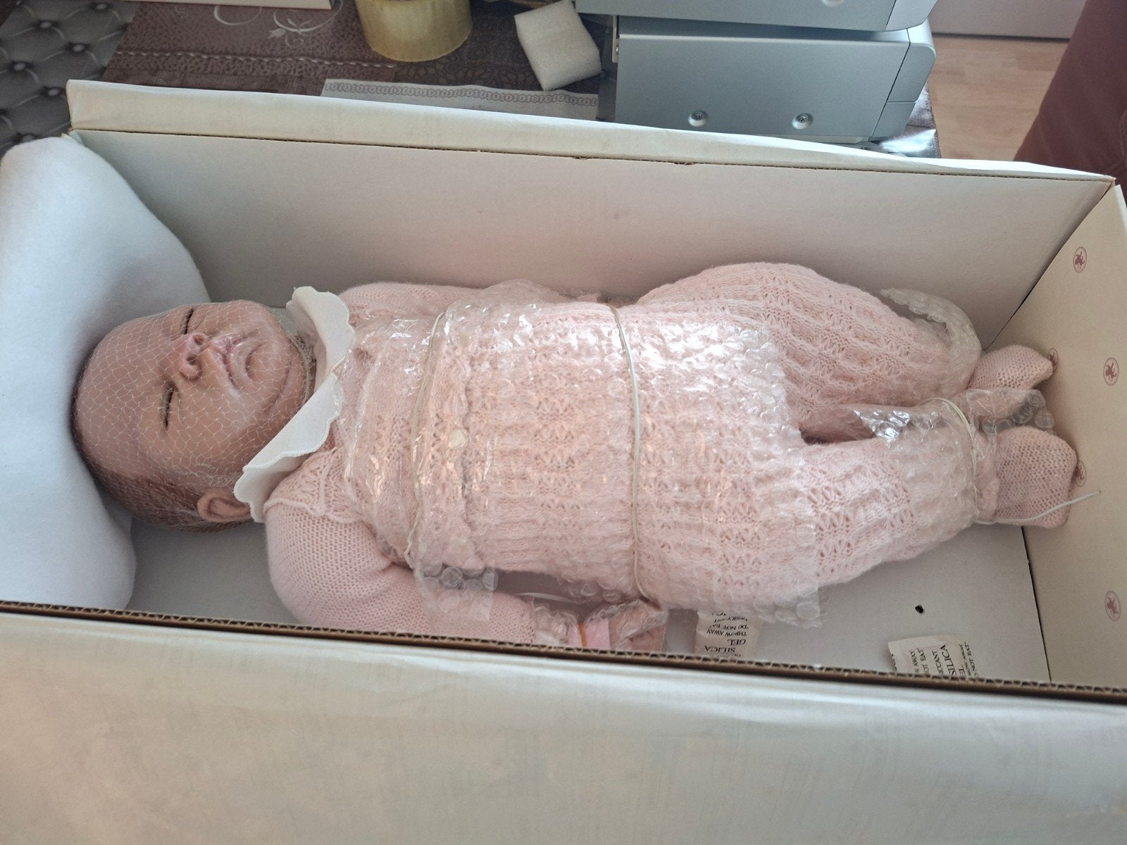 Pop Baby Emily van The Ashton Drake Galleries NIEUW, Ophalen of Verzenden, Nieuw, Pop, Levensecht of Reborn