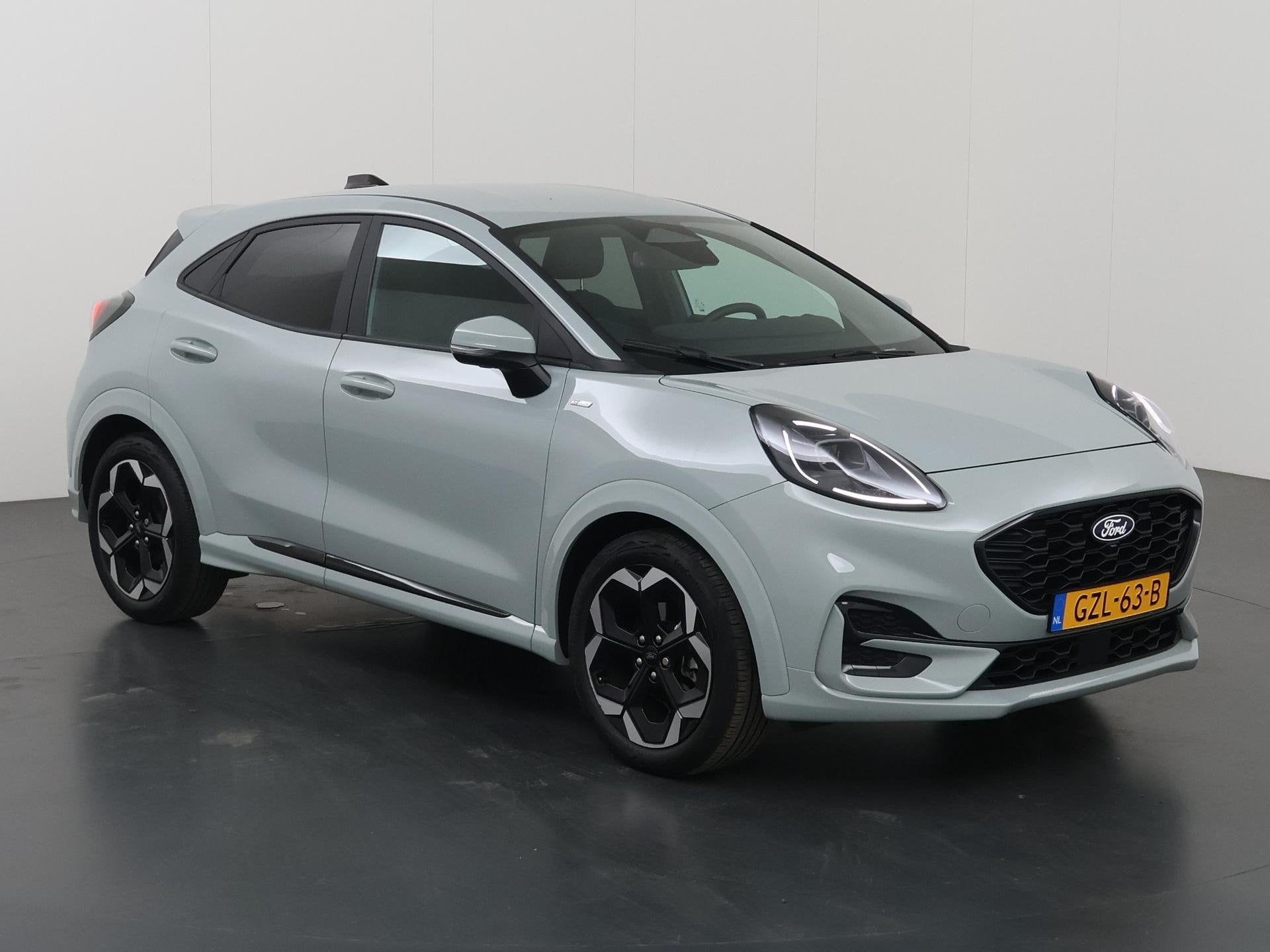 Foto 23 van Ford Puma 1.0 EcoBoost Hybrid ST-Line X | Trekhaak | Winterp