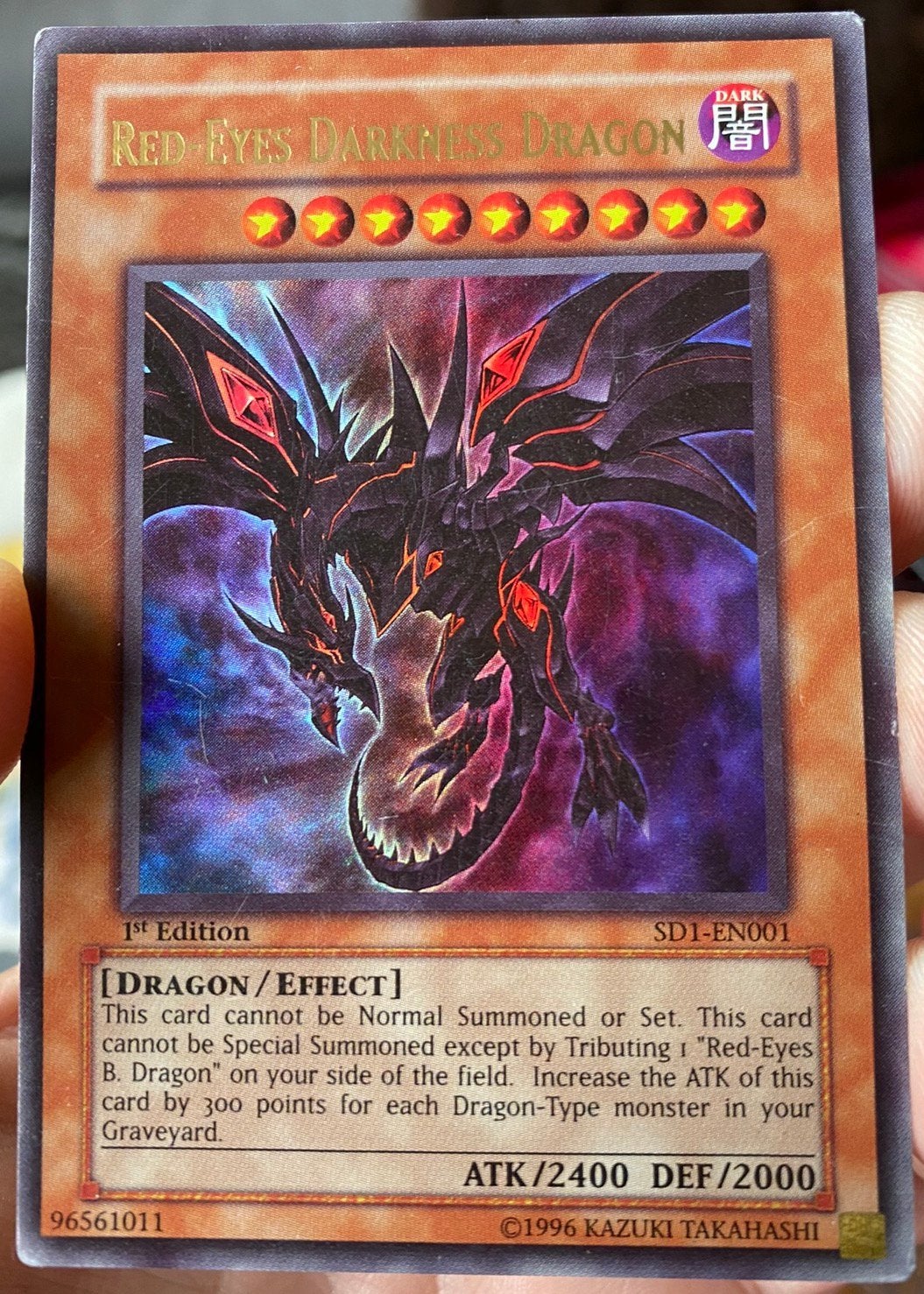 Yu-Gi-Oh! Red-Eyes Darkness Dragon SD1 1st Edition !, Ophalen of Verzenden, Gebruikt, Losse kaart, Foil