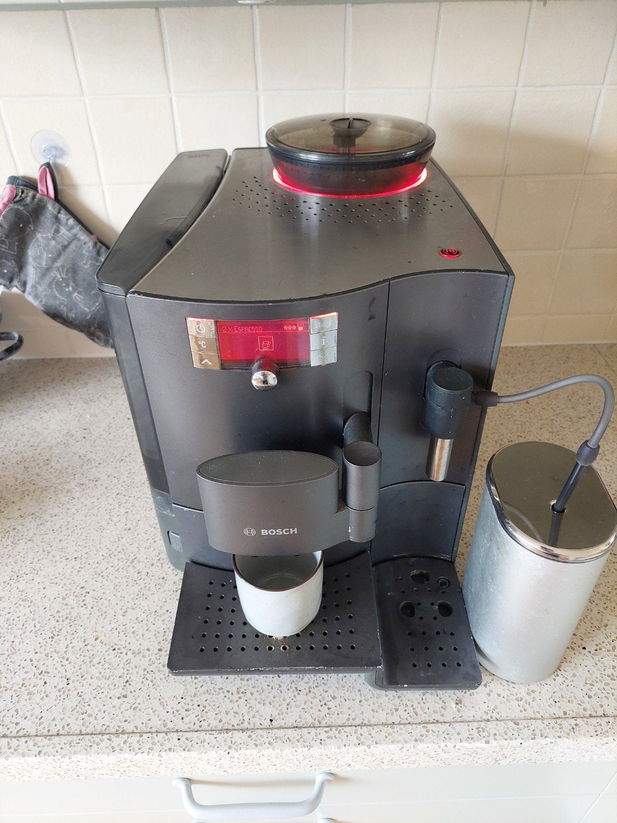 Bosch VeroBar 600 volautomatische espressomachine, Witgoed en Apparatuur, Ophalen, Gebruikt, Espresso apparaat, Koffiebonen