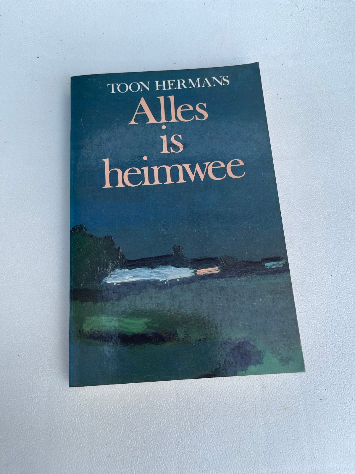 Alles is heimwee - Toon Hermans, Ophalen of Verzenden, Gelezen, Nederland