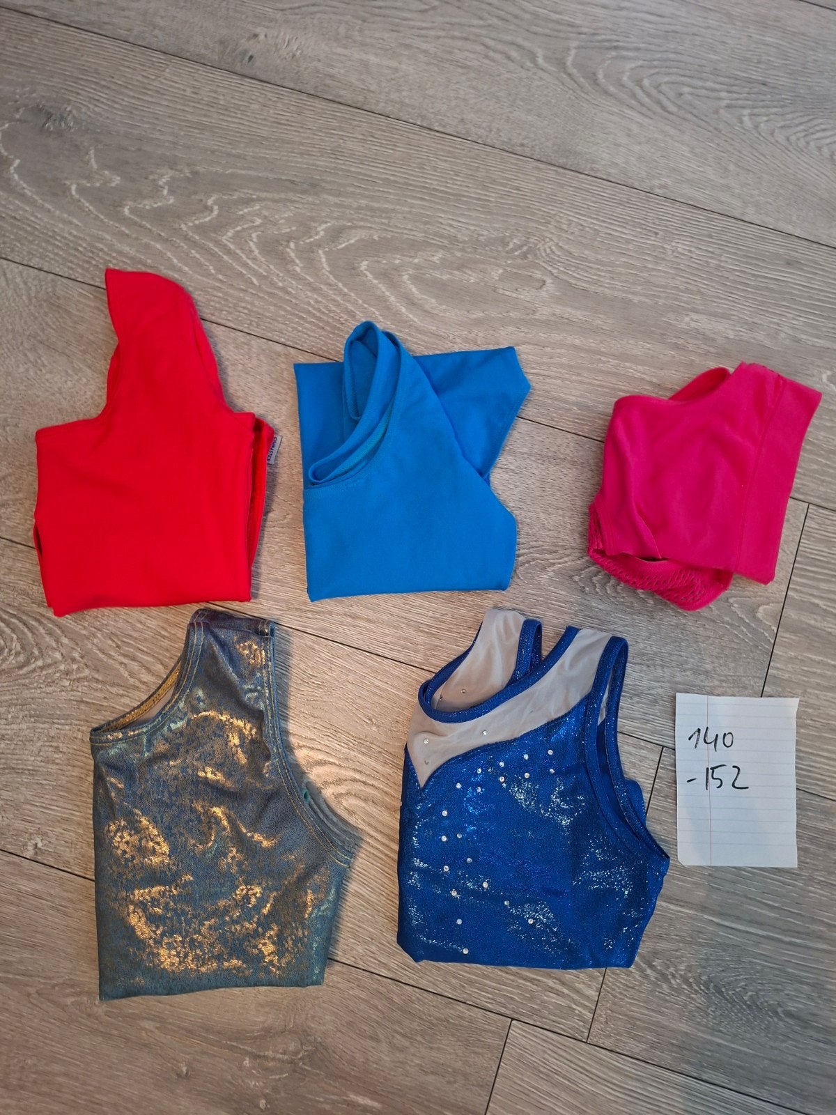 Turnpakjes en sporttop - Maat 140-152, Ophalen of Verzenden, Gebruikt, Meisje, Setje
