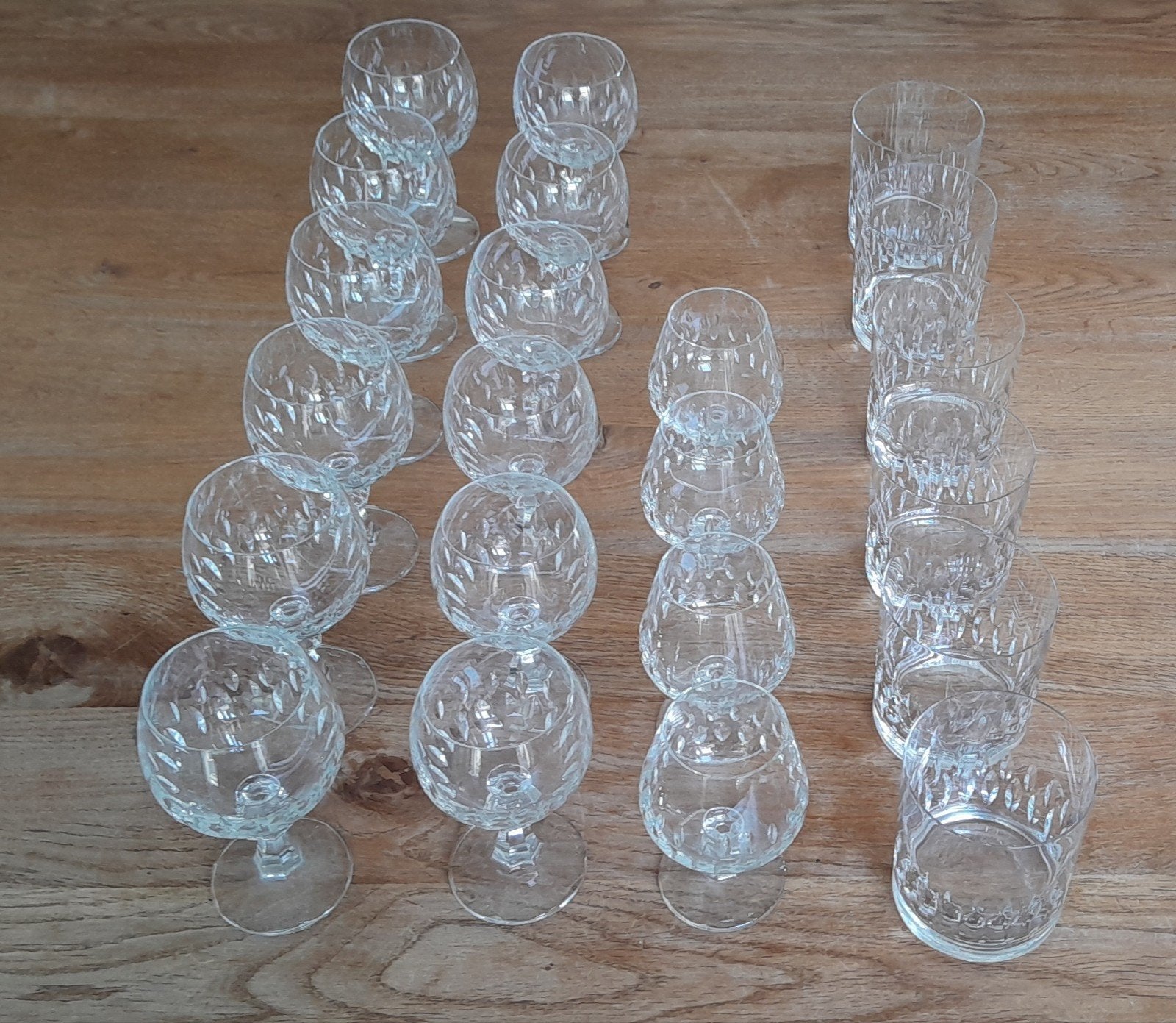 Set van 22 geslepen kristallen glazen, Antiek en Kunst, Antiek | Glas en Kristal, Ophalen