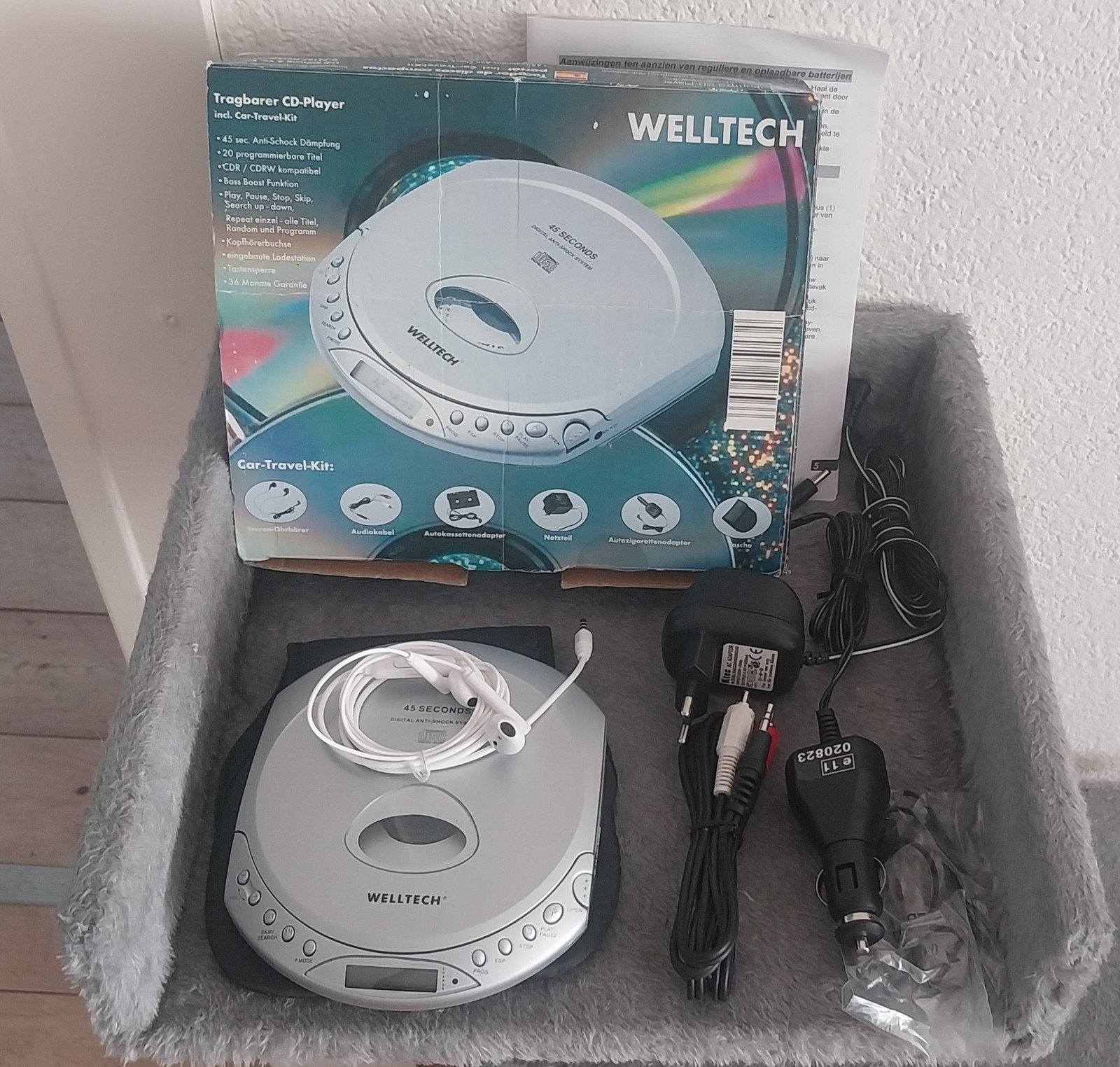 Welltech Discman CD-Speler met Car-Travel-Kit, Ophalen of Verzenden, Discman
