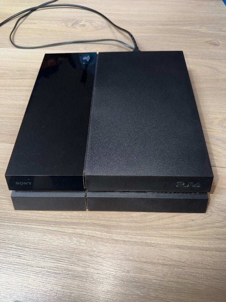 Playstation 4 + 2 controllers + laadstation, Spelcomputers en Games, Ophalen, Met 2 controllers, Original, 500 GB