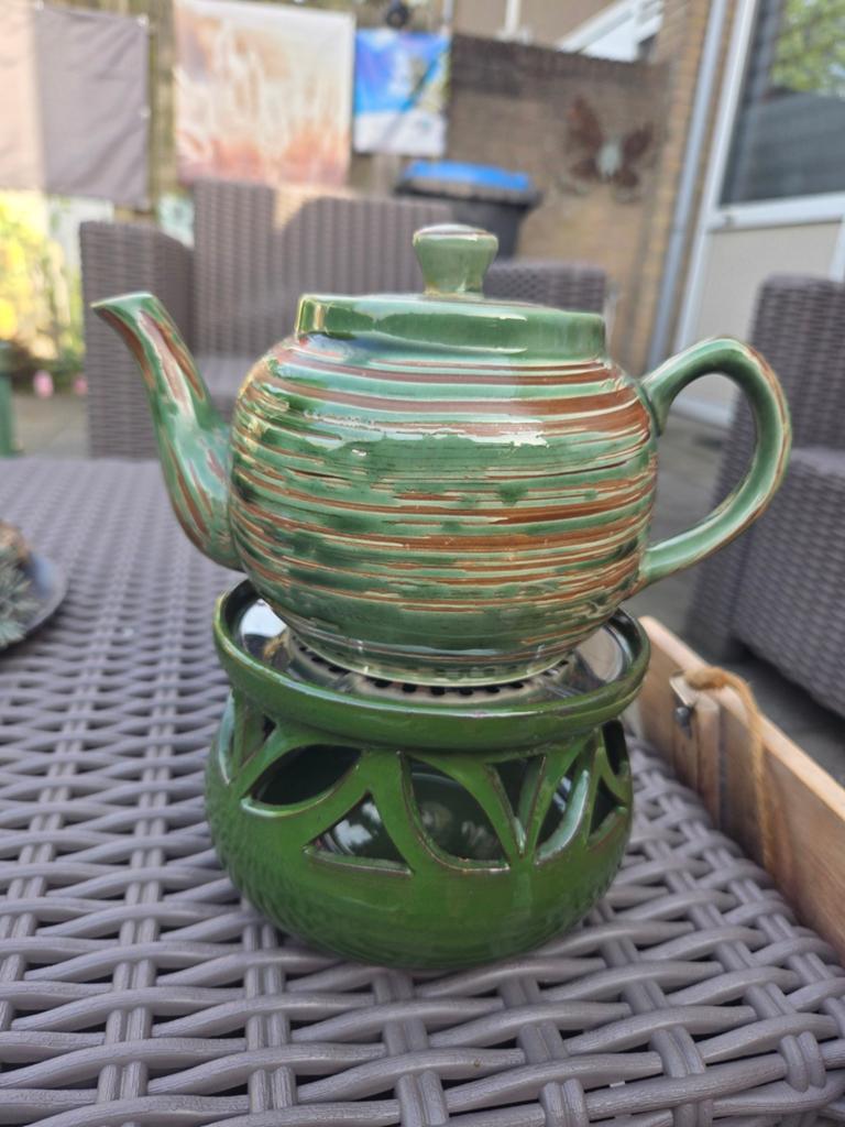 Theepot met houder, alleen ophalen!, Ophalen