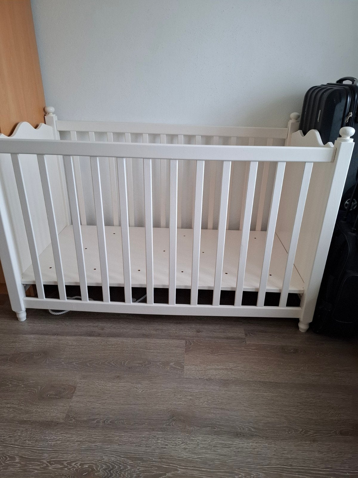 Wit houten ledikantje voor baby's, Ophalen of Verzenden, Gebruikt, Ledikant