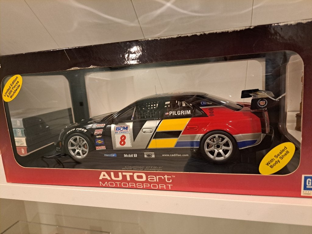 1:18 AutoArt Cadillac CTS-V SCCA World Challenge, Hobby en Vrije tijd, Ophalen of Verzenden, Nieuw, Autoart