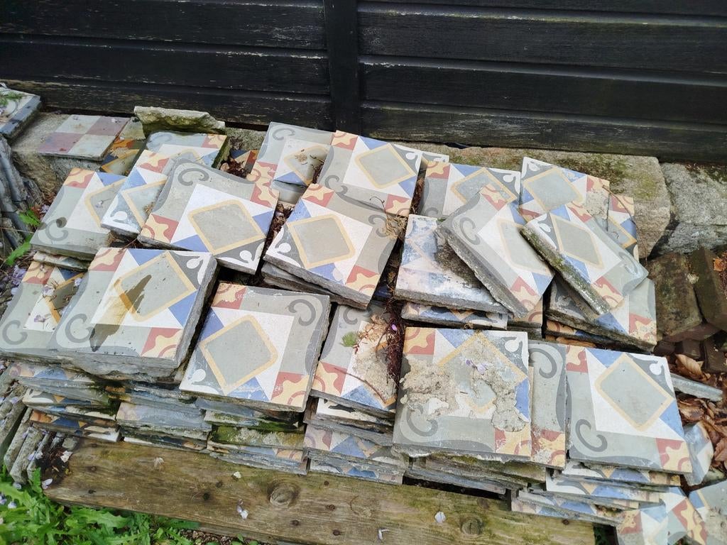 Partij antieke tegels., Doe-het-zelf en Verbouw, Tegels, Ophalen
