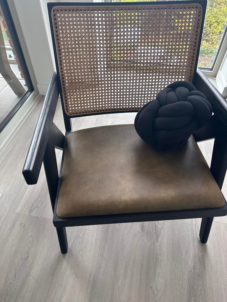 Loods 5 fauteuil met leren zitting en rotan rugleuning, Ophalen, Zo goed als nieuw, 50 tot 75 cm, Leer