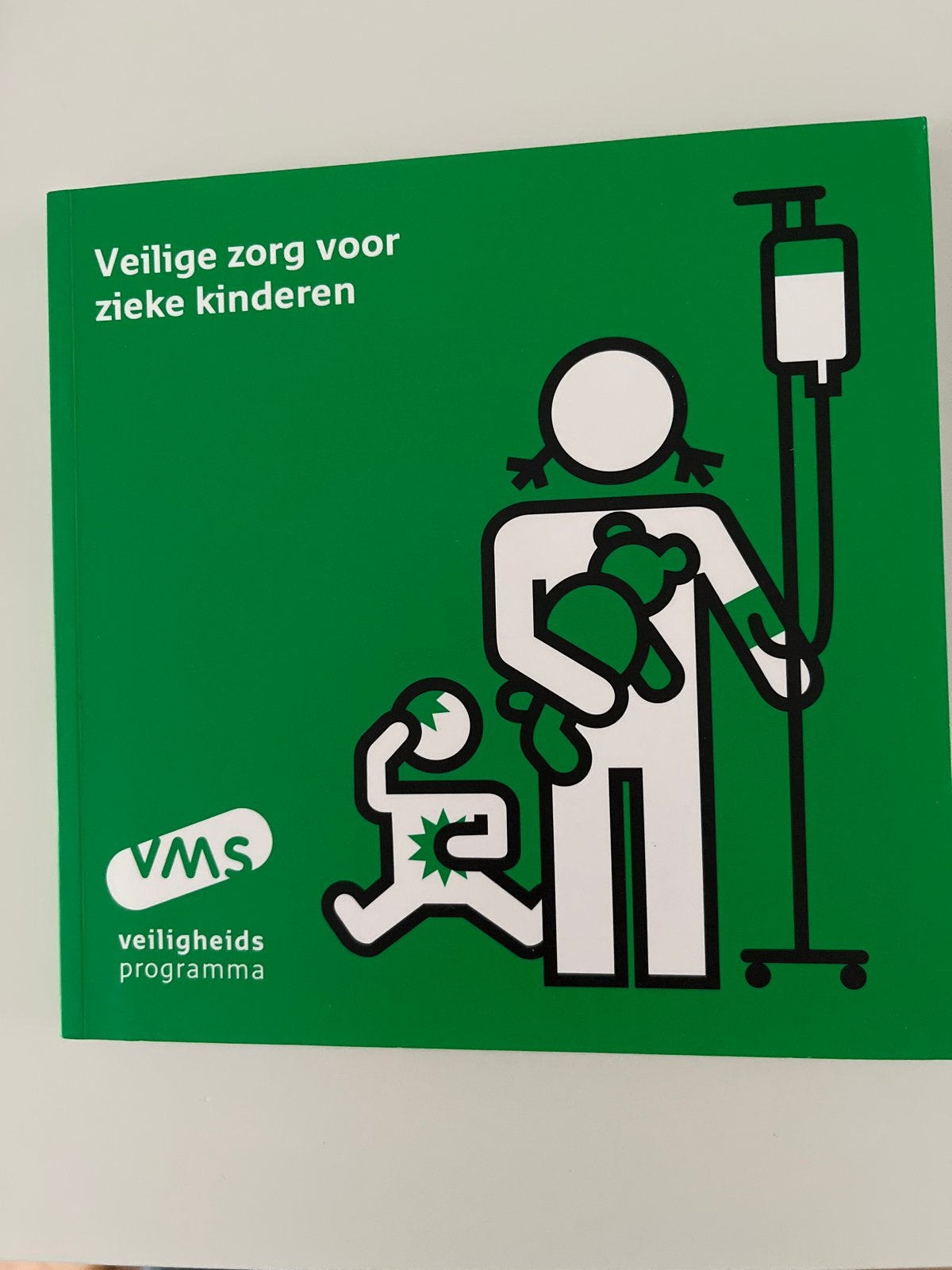 Veilige zorg voor kinderen, Ophalen of Verzenden, Beta, Zo goed als nieuw, HBO
