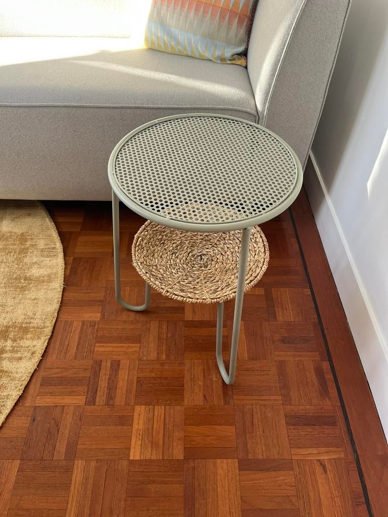 Bijzet tafel kwantum, Ophalen, Rond, Zo goed als nieuw, 75 cm of meer