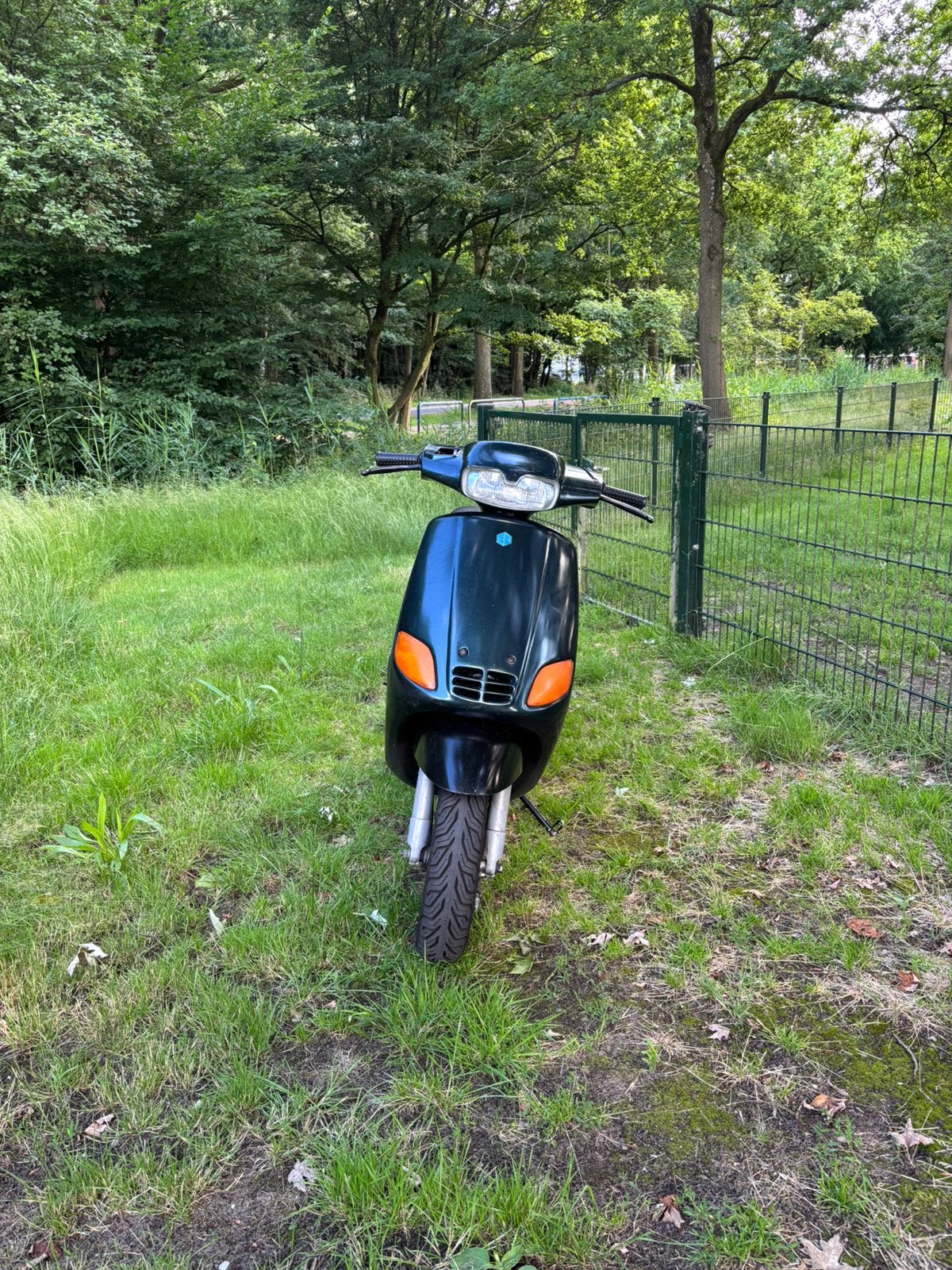 Zip type 2, Fietsen en Brommers, Scooters | Piaggio, Ophalen, Zo goed als nieuw, Tweetakt, Zip