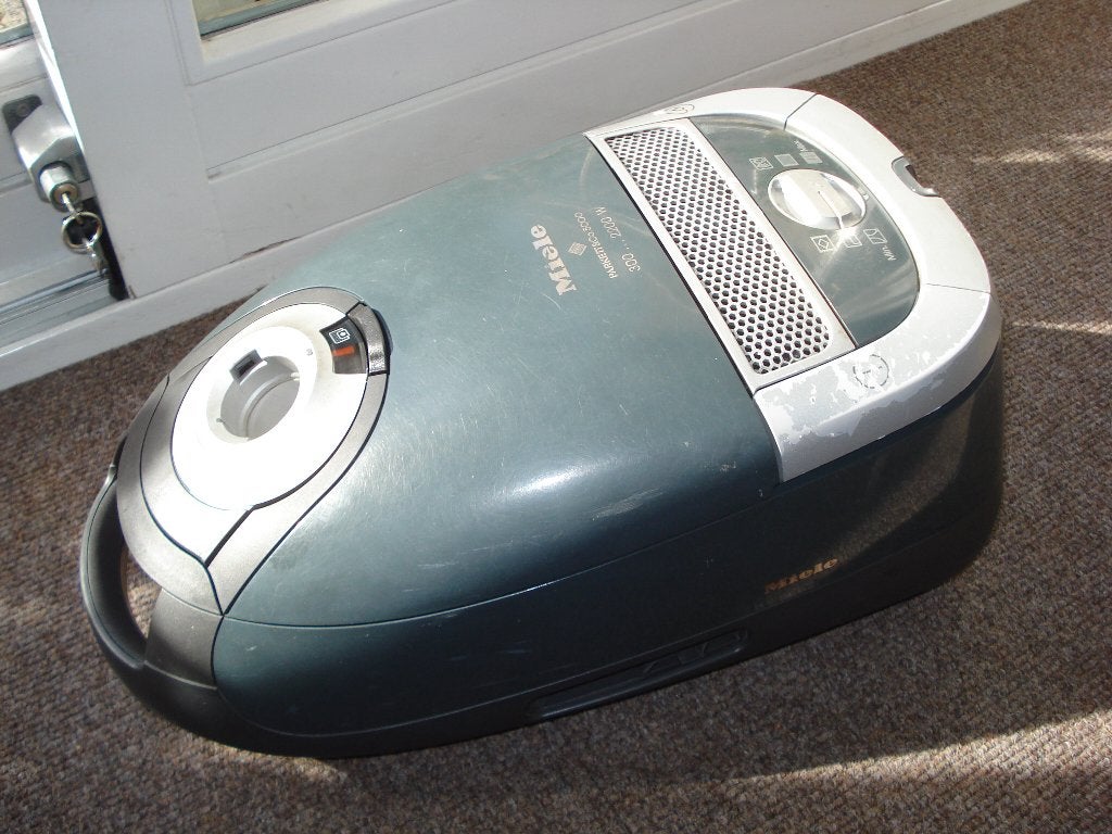 Miele stofzuiger, Gebruikt, Miele, 2000 watt of meer, Ophalen