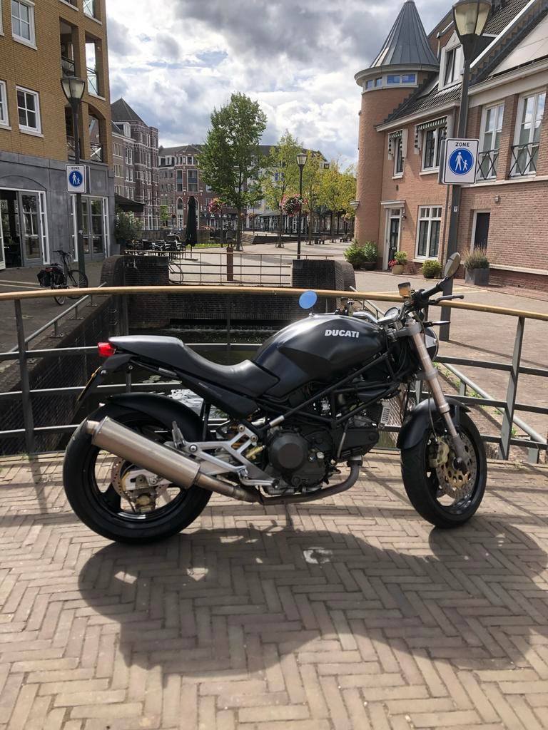 Ducati Monster 900 uit 1999 - Klassieke Naked Bike, Motoren, Motoren | Ducati, 2 cilinders, Motorrijbewijs A, Gebruikt, Particulier