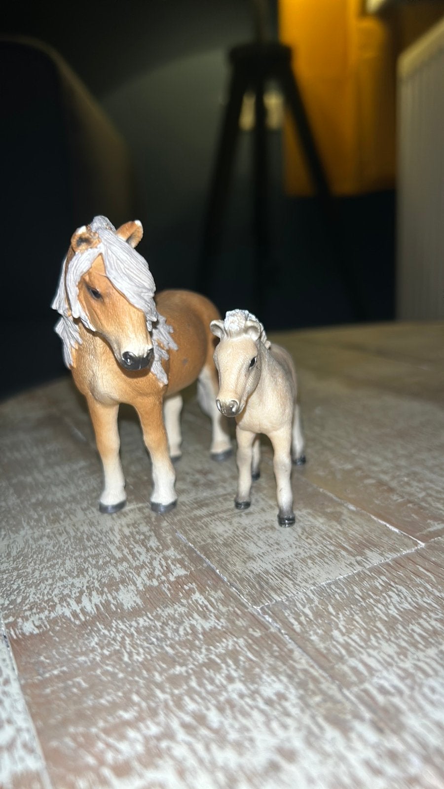 Schleich ijslander merrie met fjord veulen, Verzamelen, Ophalen of Verzenden, Zo goed als nieuw