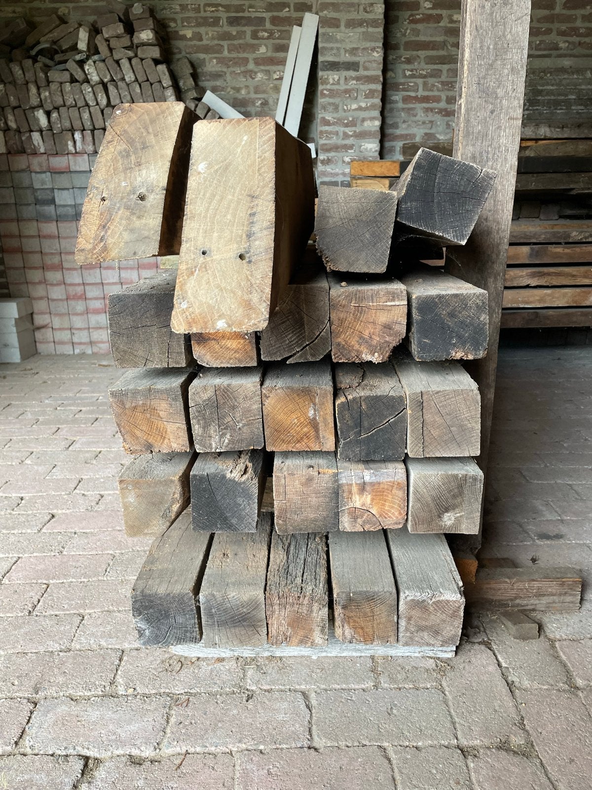 22 stuks eiken balken 10x10x200 cm, Ophalen, Gebruikt, Eiken, 200 tot 250 cm