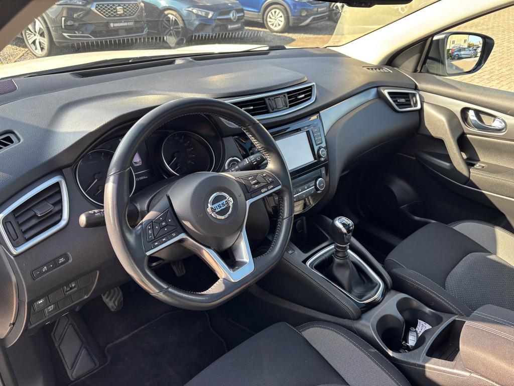 Nissan QASHQAI 1.2 Turbo N-Connecta Trekhaak / Panoramadak /, Voorwielaandrijving, 12 maanden, Gebruikt, Euro 6