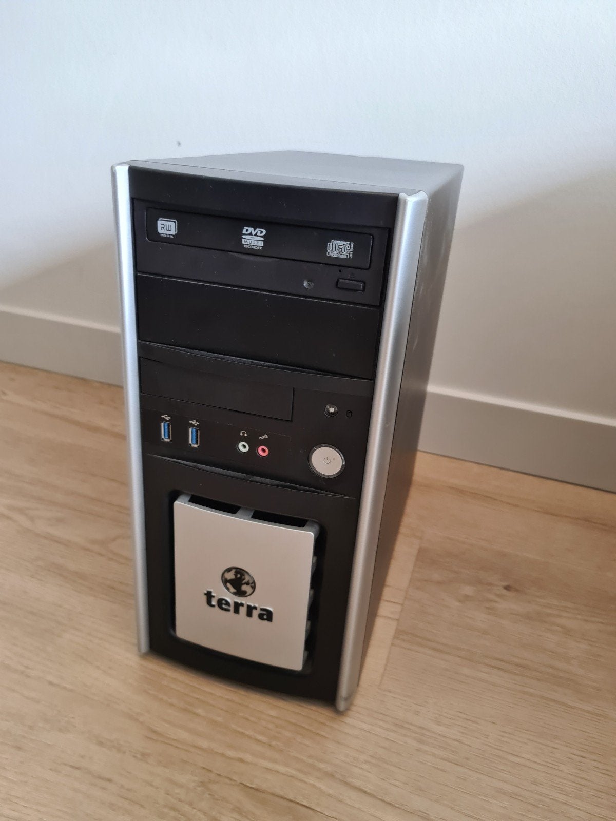 Terra PC kast, Computers en Software, Ophalen of Verzenden