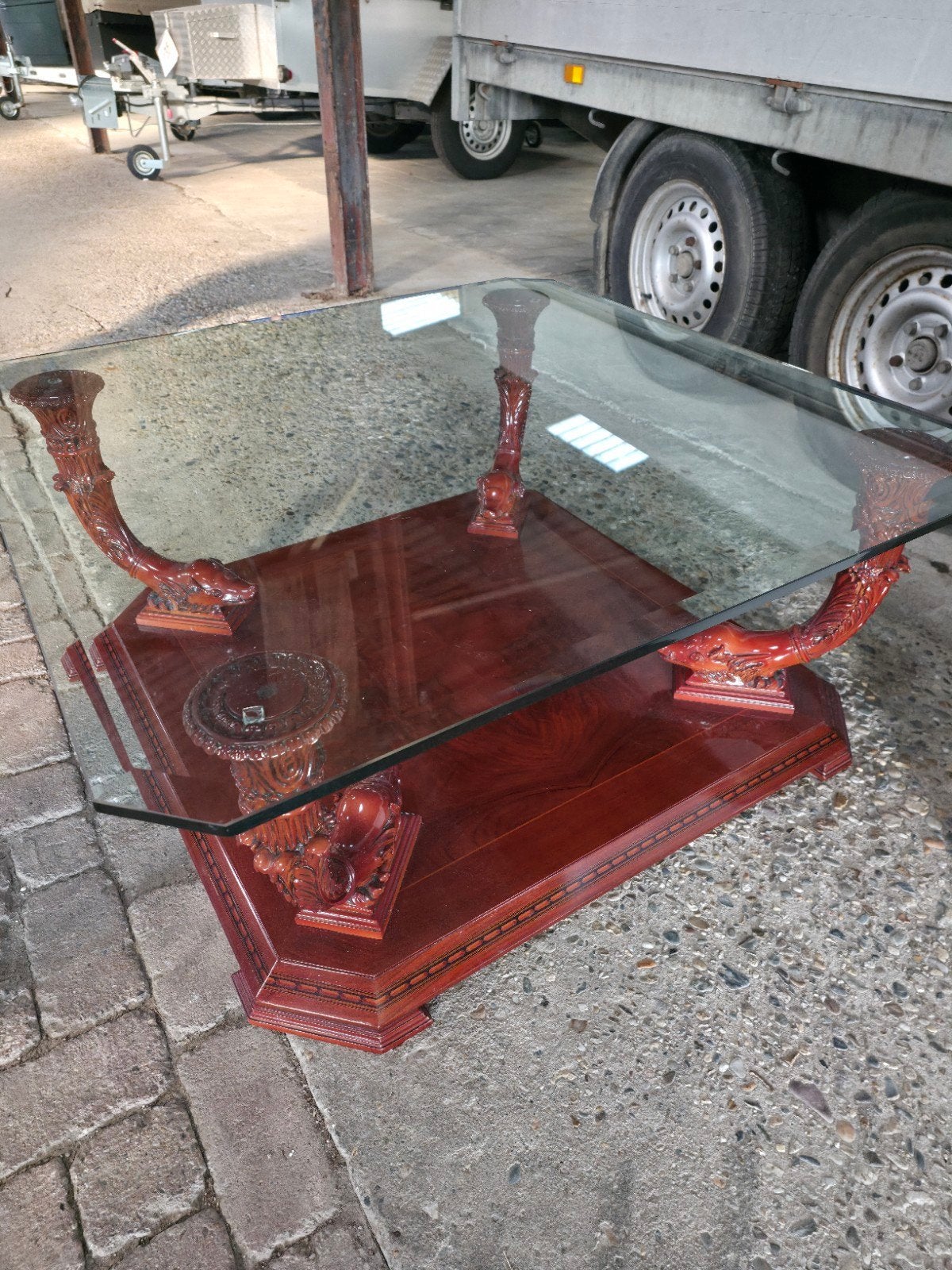 Antieke Salontafel met Glazen Blad en Houten Onderstel, Ophalen of Verzenden