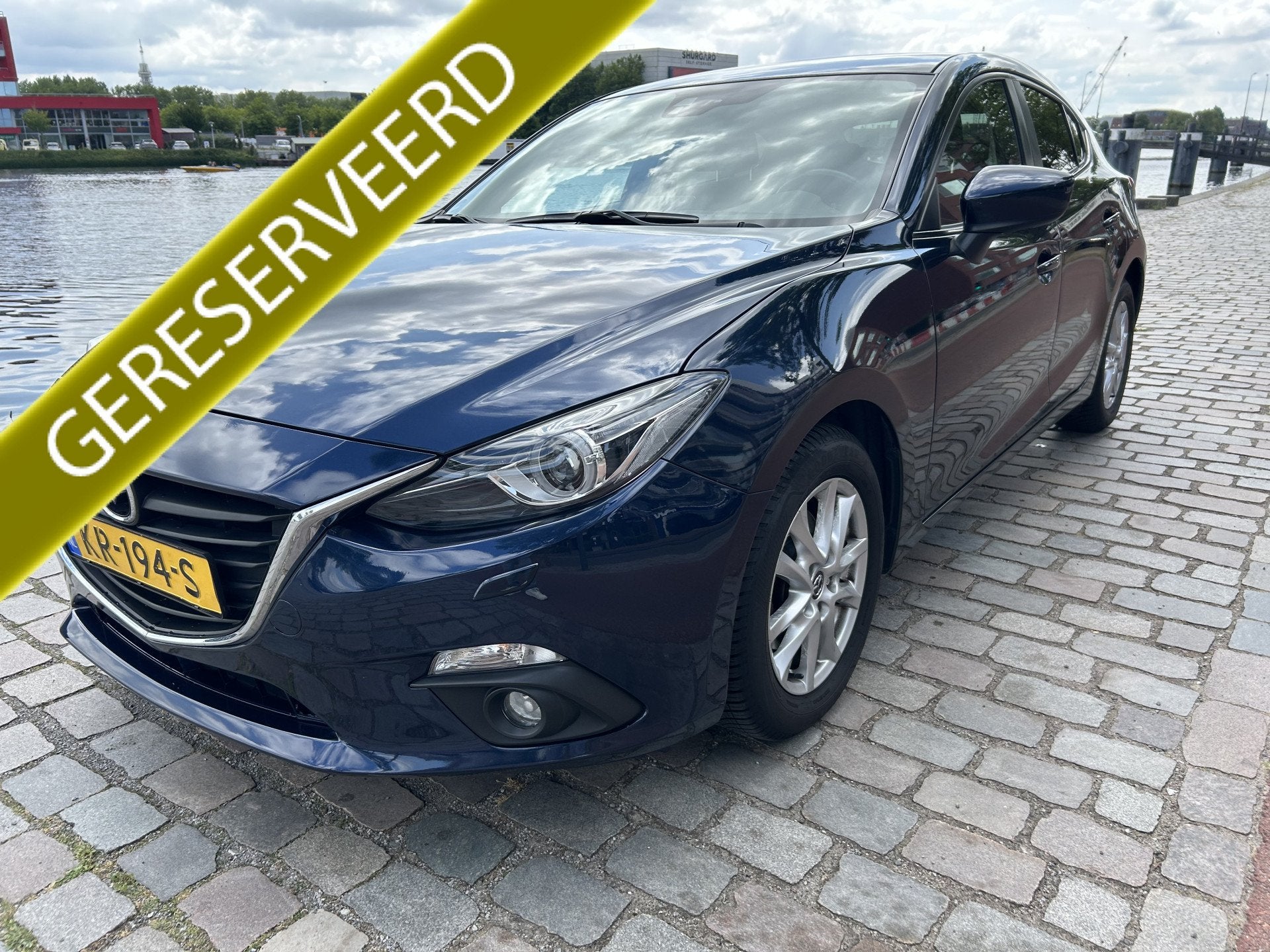Mazda 3 2.0 TS+ airco/ecc navigatie keurige auto (bj 2014), Auto's, Voorwielaandrijving, Stof, Gebruikt, Zwart