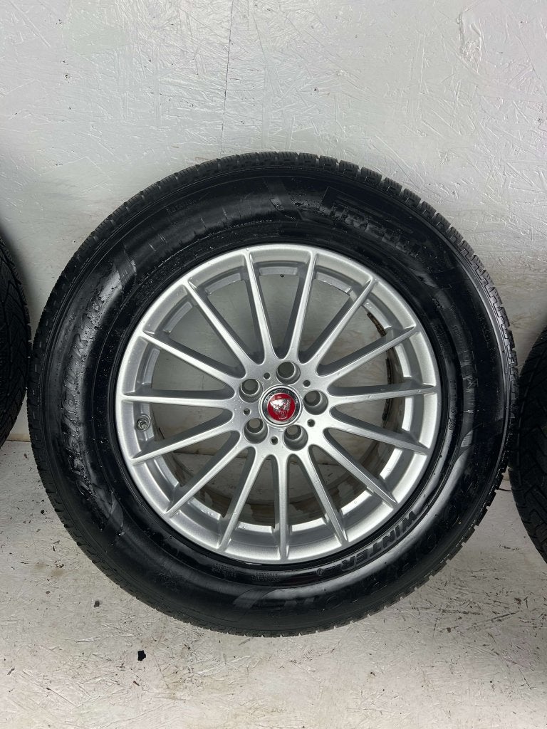 Originele Jaguar XE E-Pace I-Pace velgen 18” winterset 5x108, Auto-onderdelen, Banden en Velgen, Niet ingevuld, 18 inch, Gebruikt