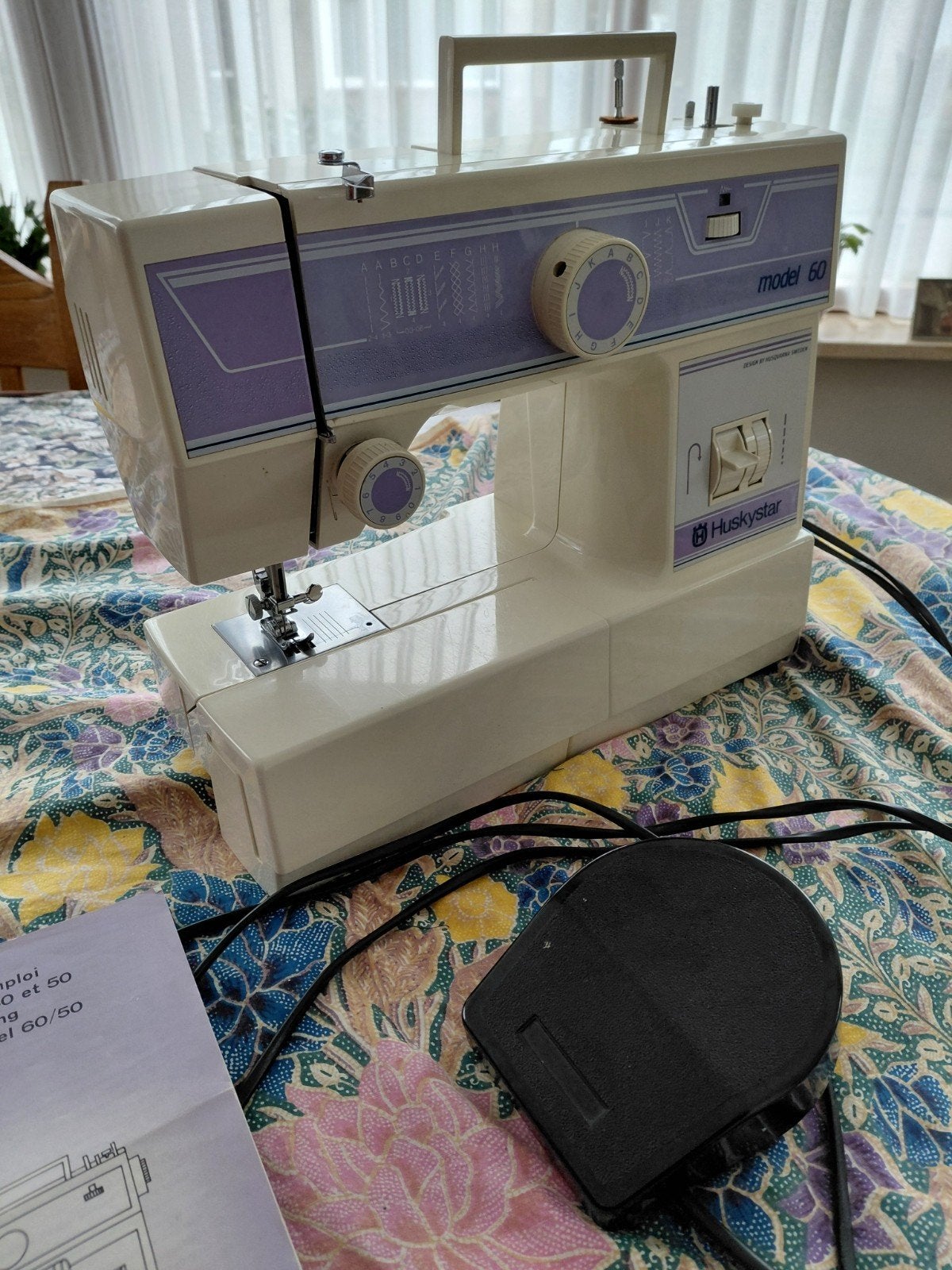 te koop 2 naaimachines   klaar voor gebruik  ingst, Ophalen of Verzenden, Lockmachine, Overige merken