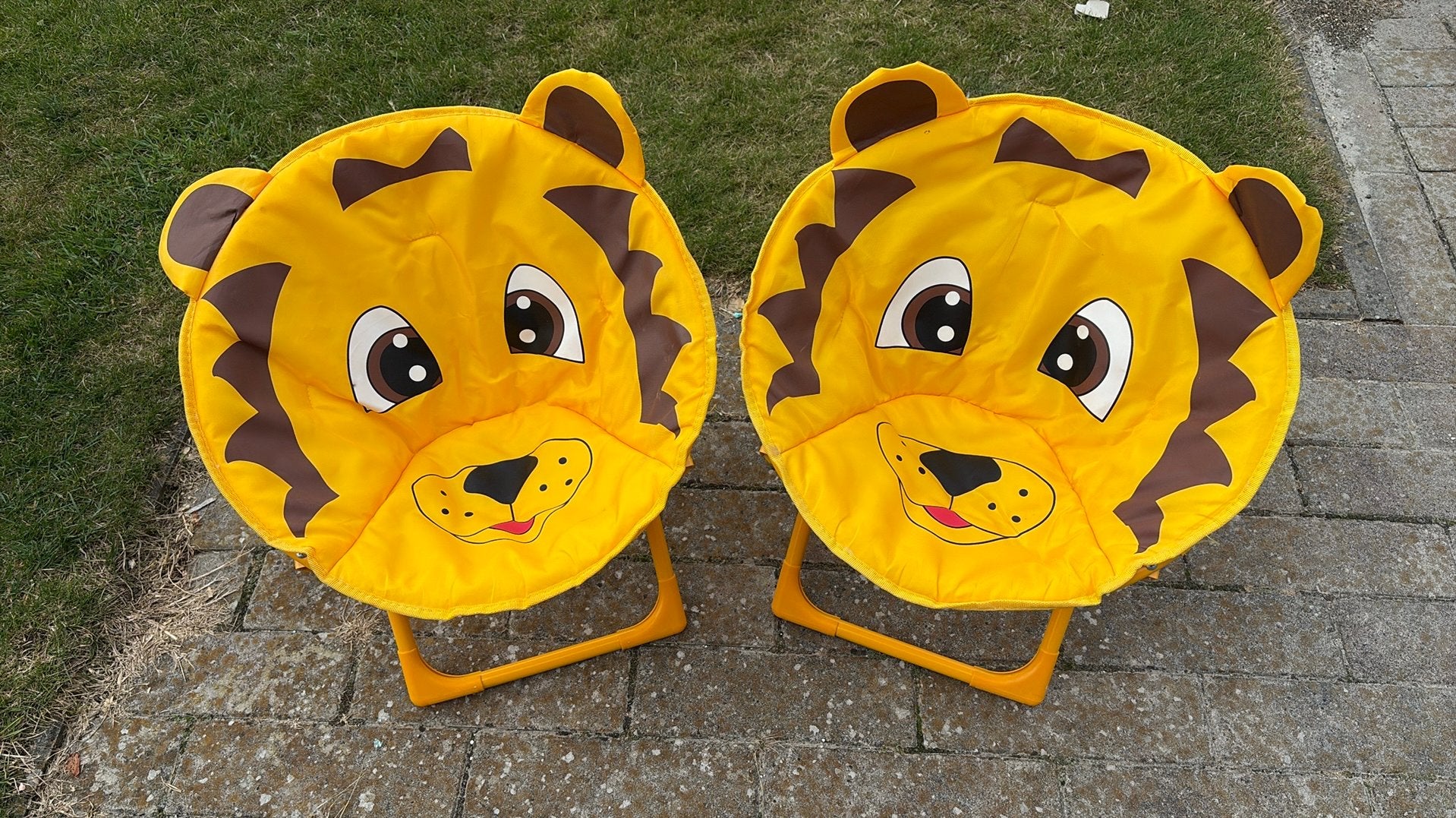 Leuke kinder klapstoelen leeuw / campingstoelen, Ophalen, Zo goed als nieuw, Stoel(en)