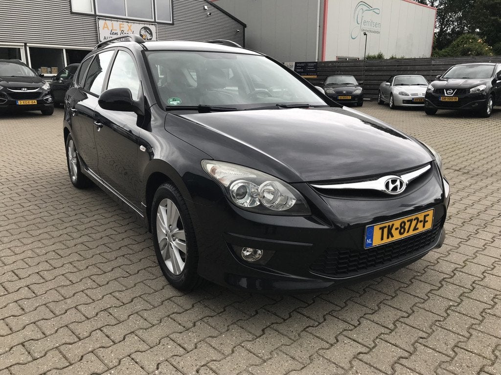 Hyundai I30 CW 1.6i i-Drive Cool (bj 2011, automaat), Auto's, Hyundai, Euro 5, Gebruikt, 1591 cc, 4 cilinders